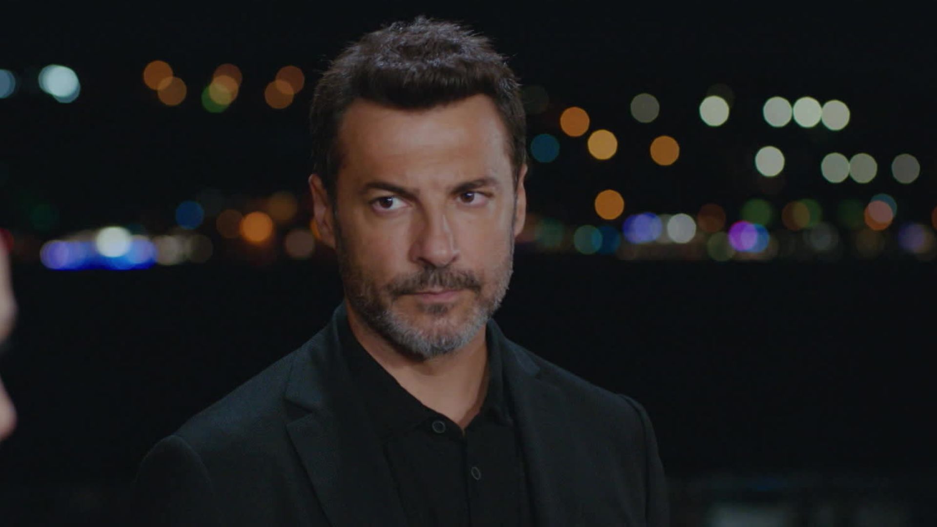 Baris Kilic (Kaya) in una scena di Forbidden Fruit 4