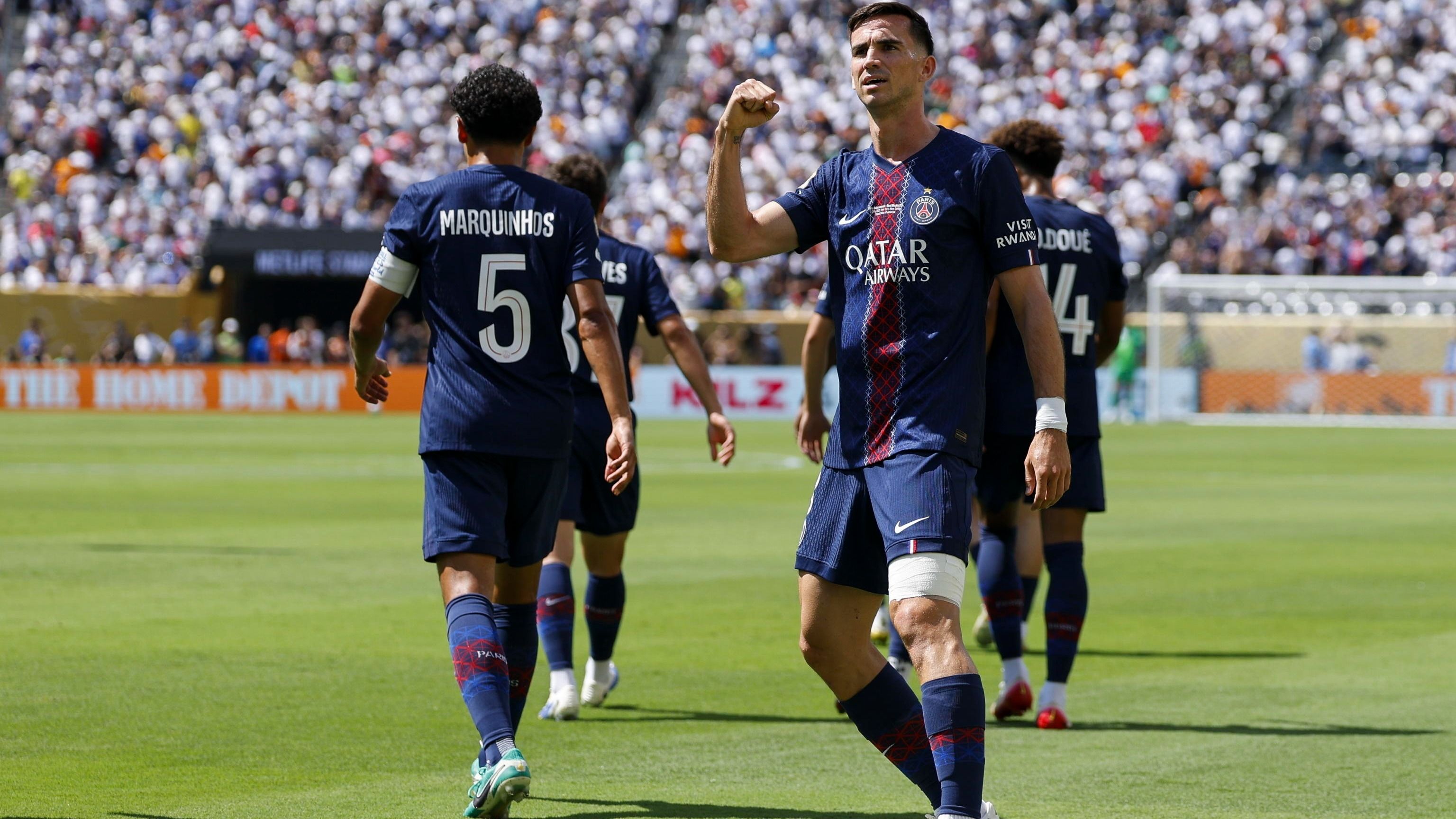 PSG, l'esultanza di Fabian Ruiz