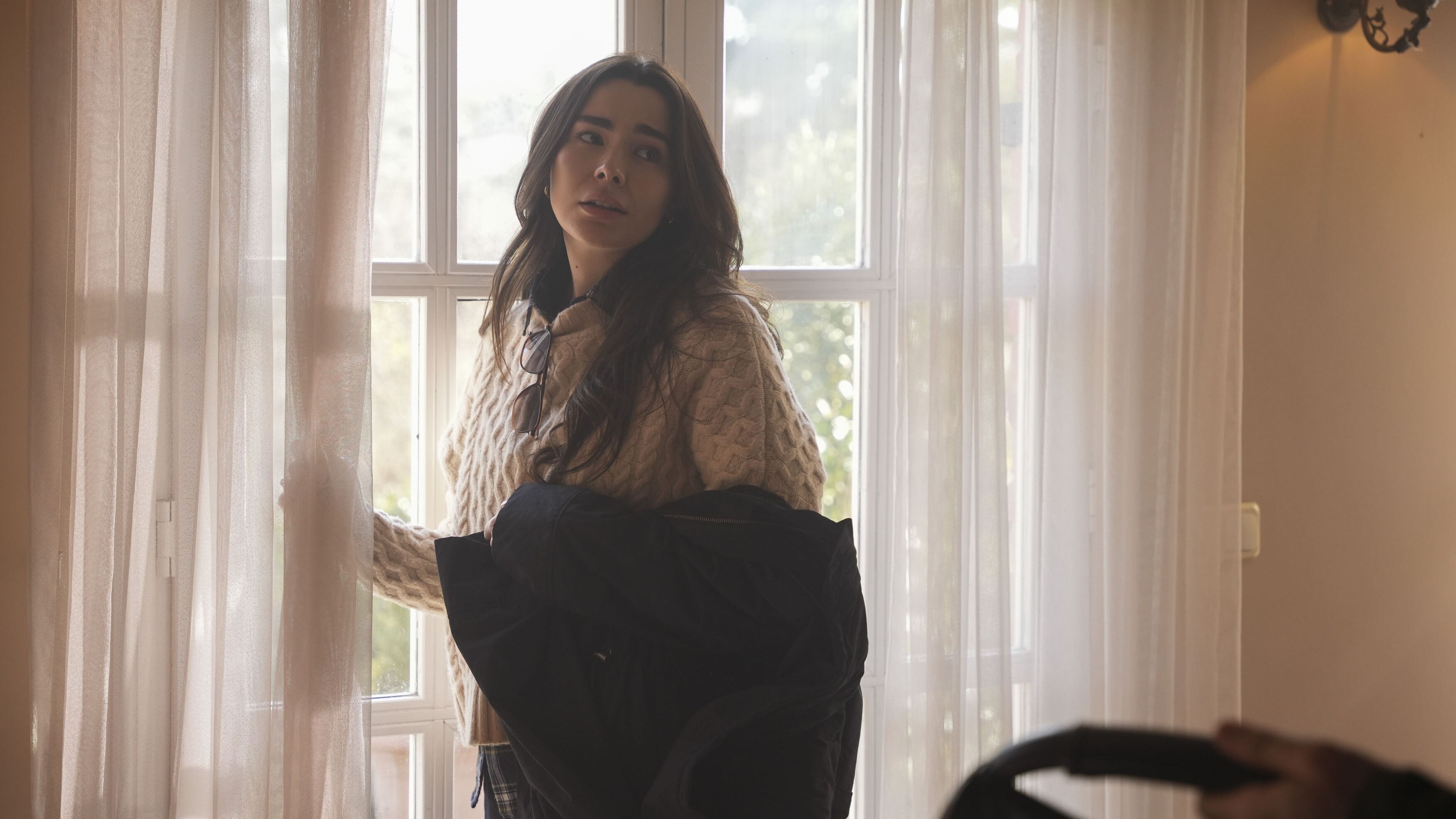 Oylum ( Feyza Sevil Gungor) in Tradimento