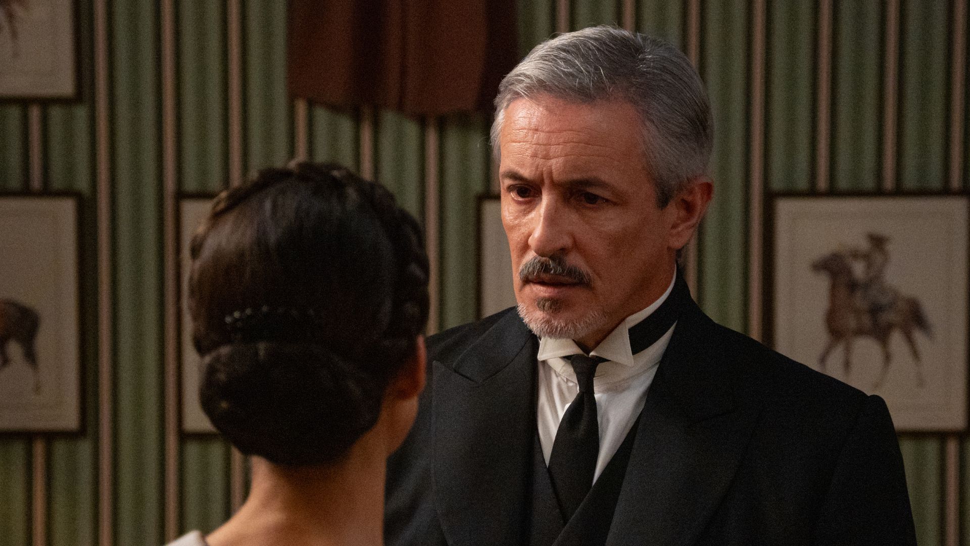 Fernando Coronado (Cristobal) in una scena de La Promessa
