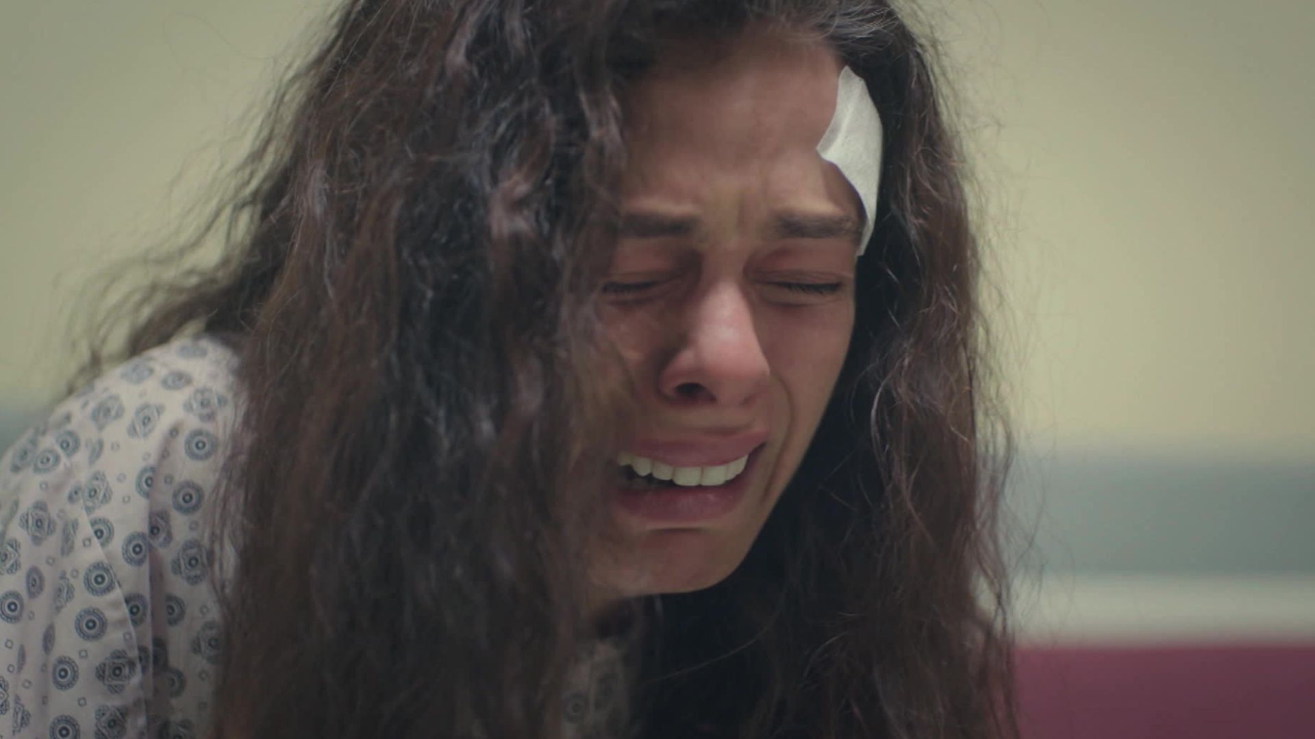 Bahar in una scena de La forza di una donna 3