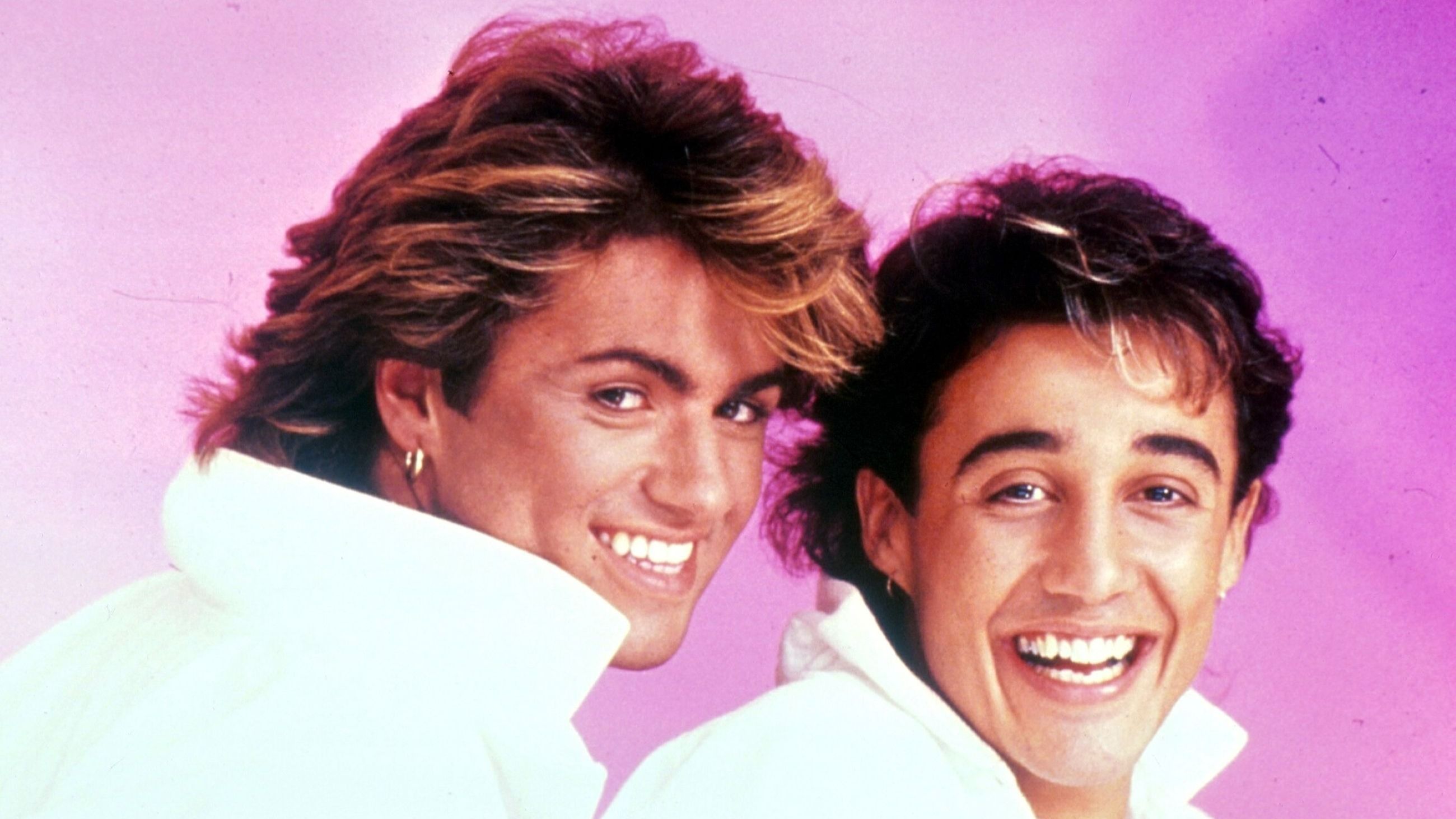 George Michael e Andrew Ridgeley della band Wham! - Credits Agf