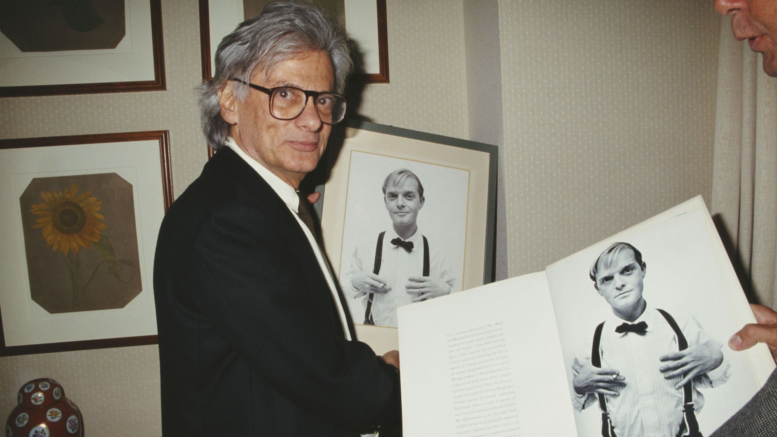 Il fotografo di moda e ritrattista americano Richard Avedon a un evento in onore di Truman Capote, 1994 - Credits Getty Images 