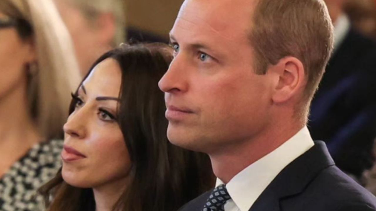 Instagram @dr_sab_cohenhatton