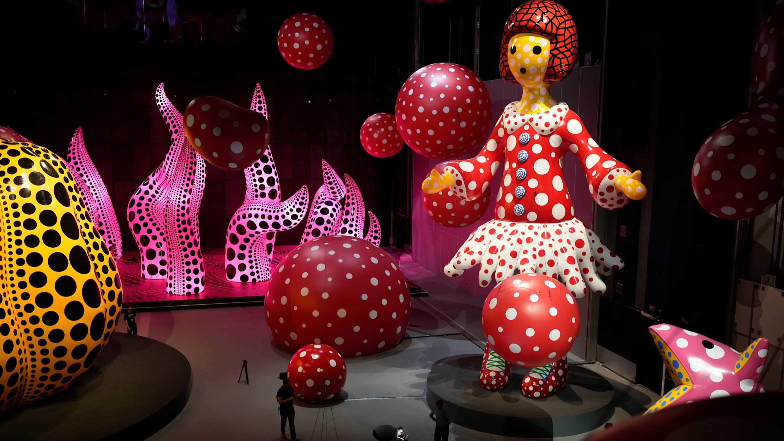 Dida: Una vista generale della mostra “You, Me and the Balloons” di Yayoi Kusama presso Aviva Studios, il 29 giugno 2023 a Manchester, in Inghilterra - Credits: Getty Images