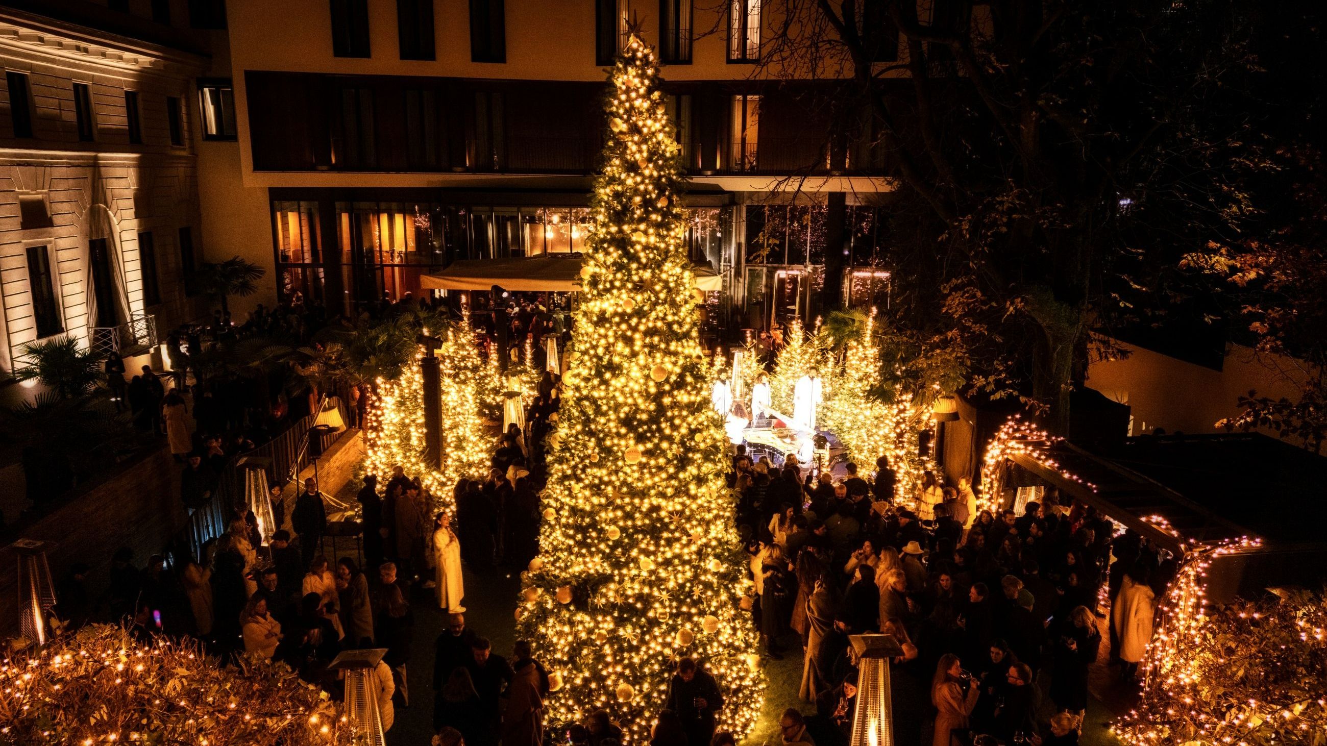 Il giardino del Bulgari Hotel Milano - Courtesy Press Office