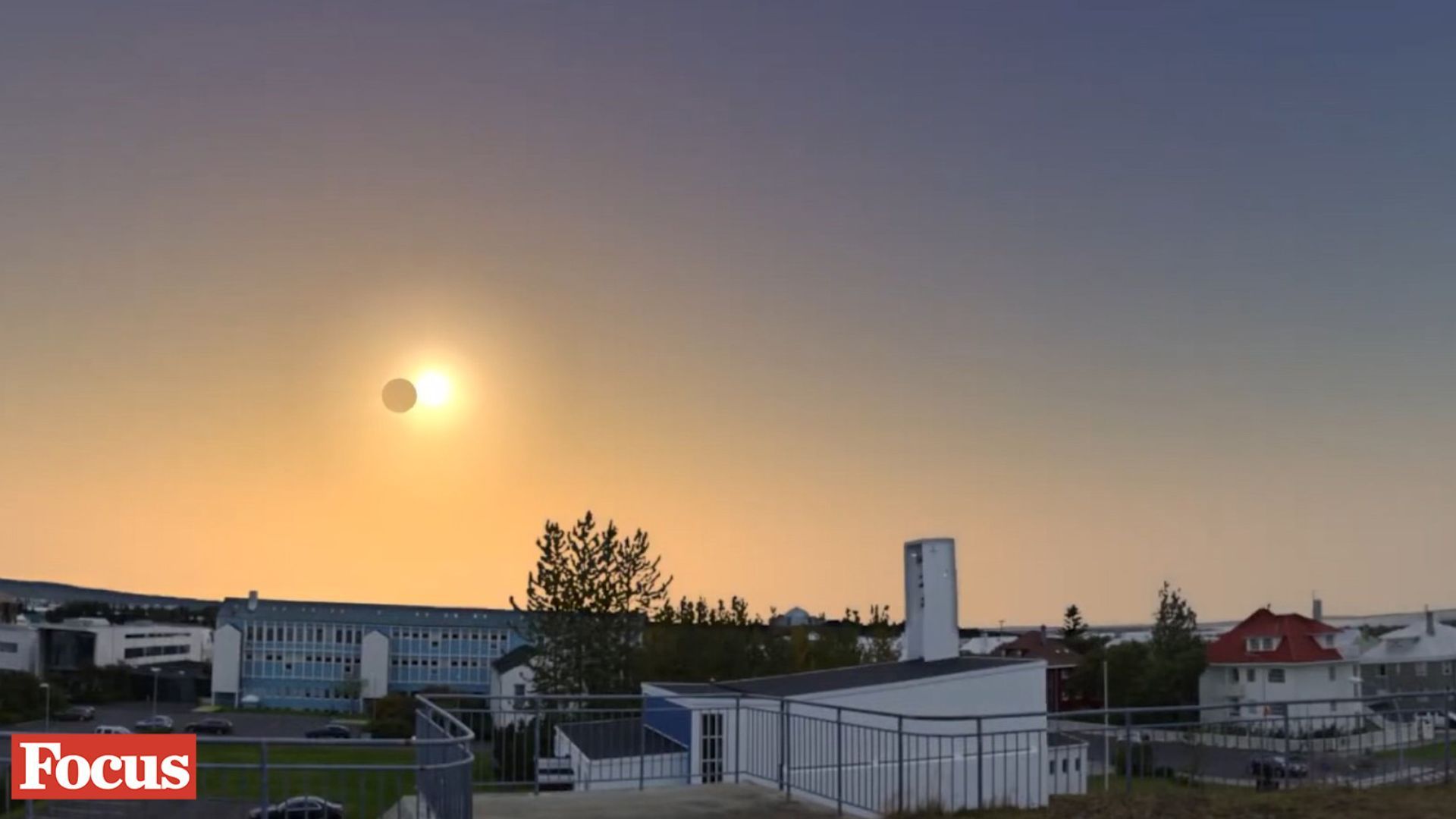 lo speciale "Eclissi – Il giorno in cui il Sole sparisce"