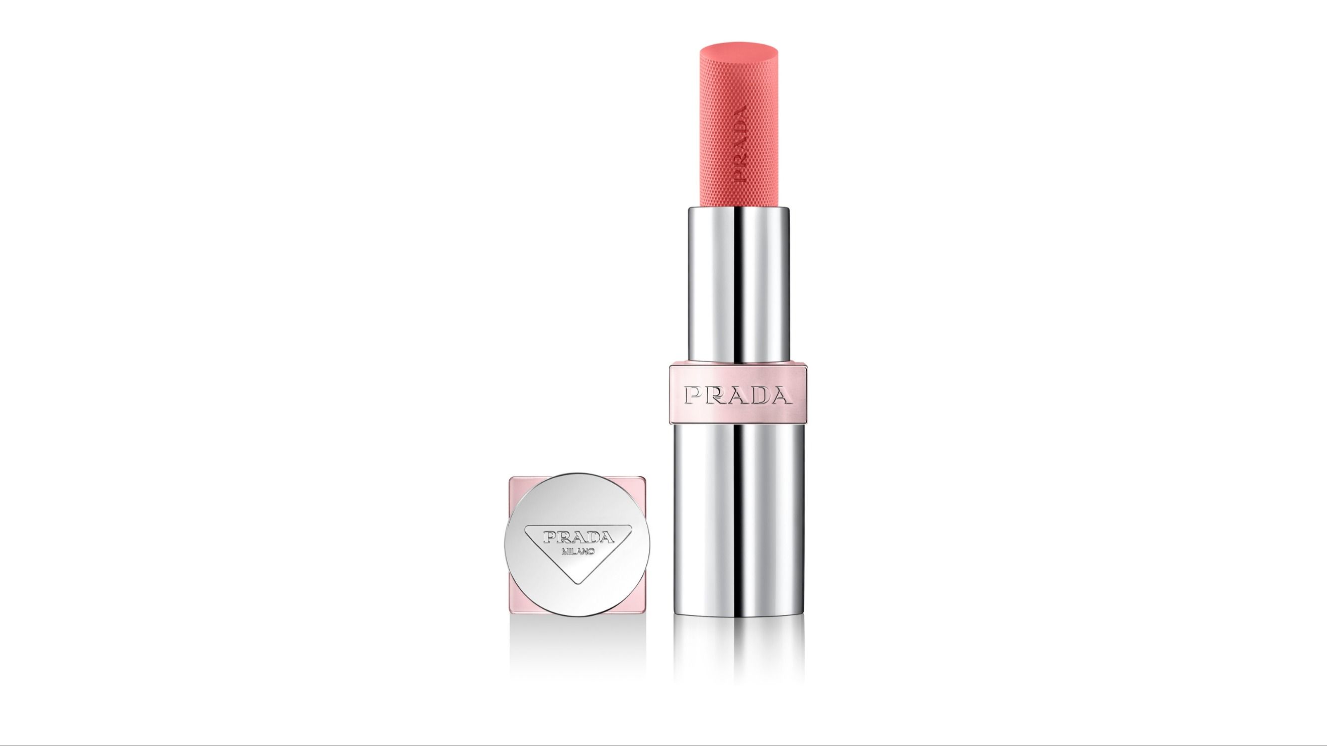 Prada Beauty, Prada Light Glowing Lipcolor 
Courtesy of Press office
