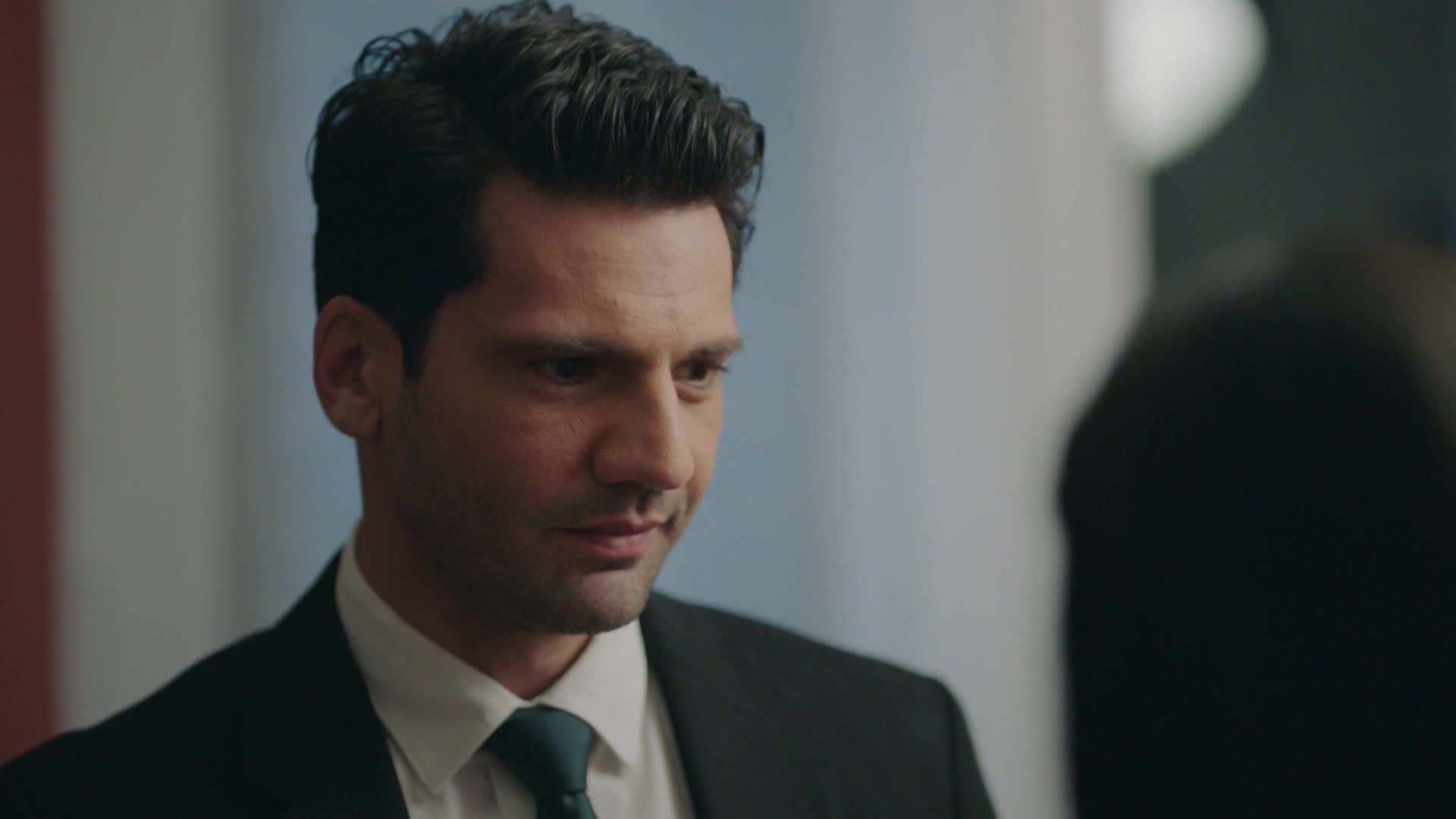 Ilgaz in una scena di Segreti di famiglia