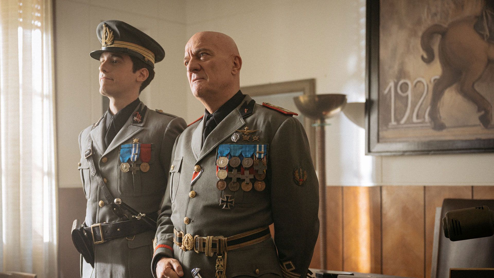 Claudio Bisio in una scena di L'ultima volta che siamo stati bambini