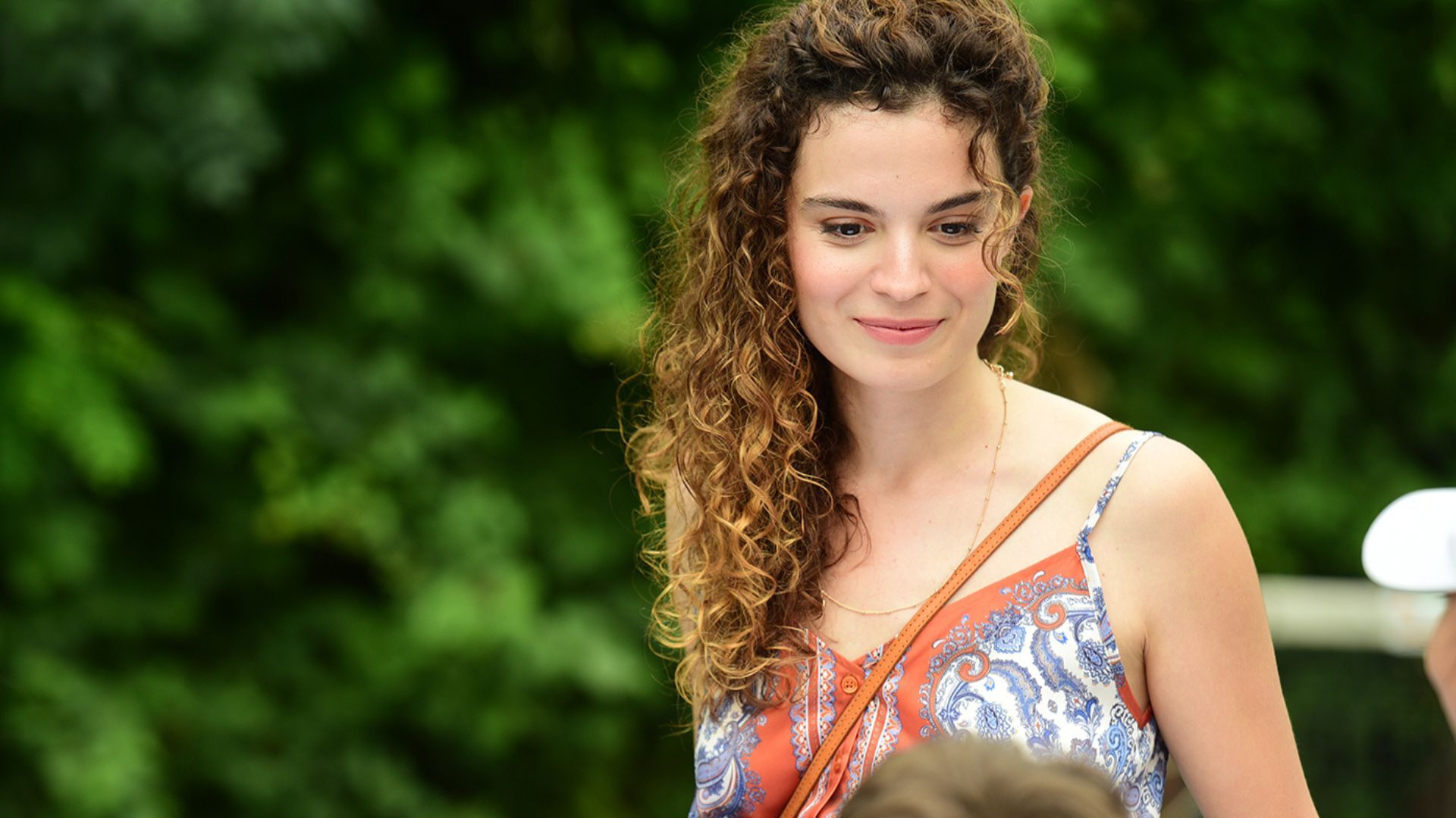 Asli Bekiroglu (Suna) in una scena di My Sweet Lie