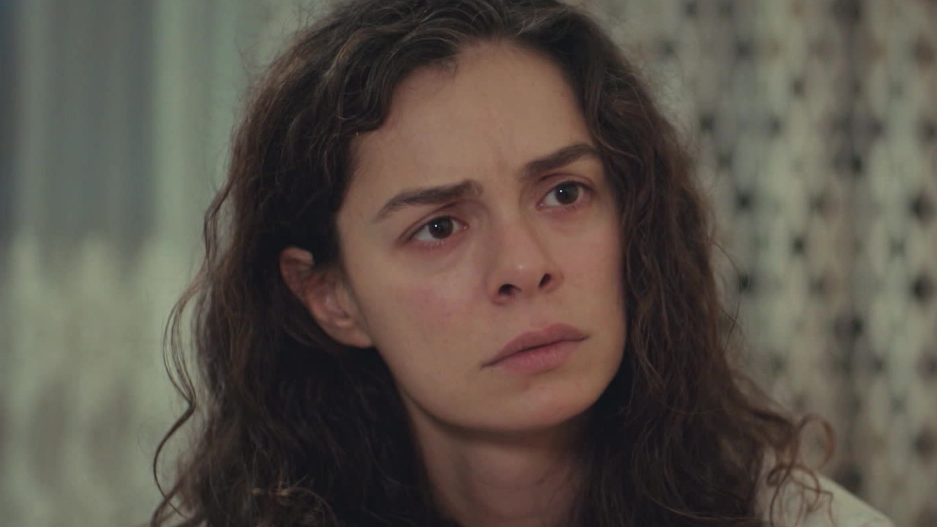 Bahar in una scena de La forza di una donna 3