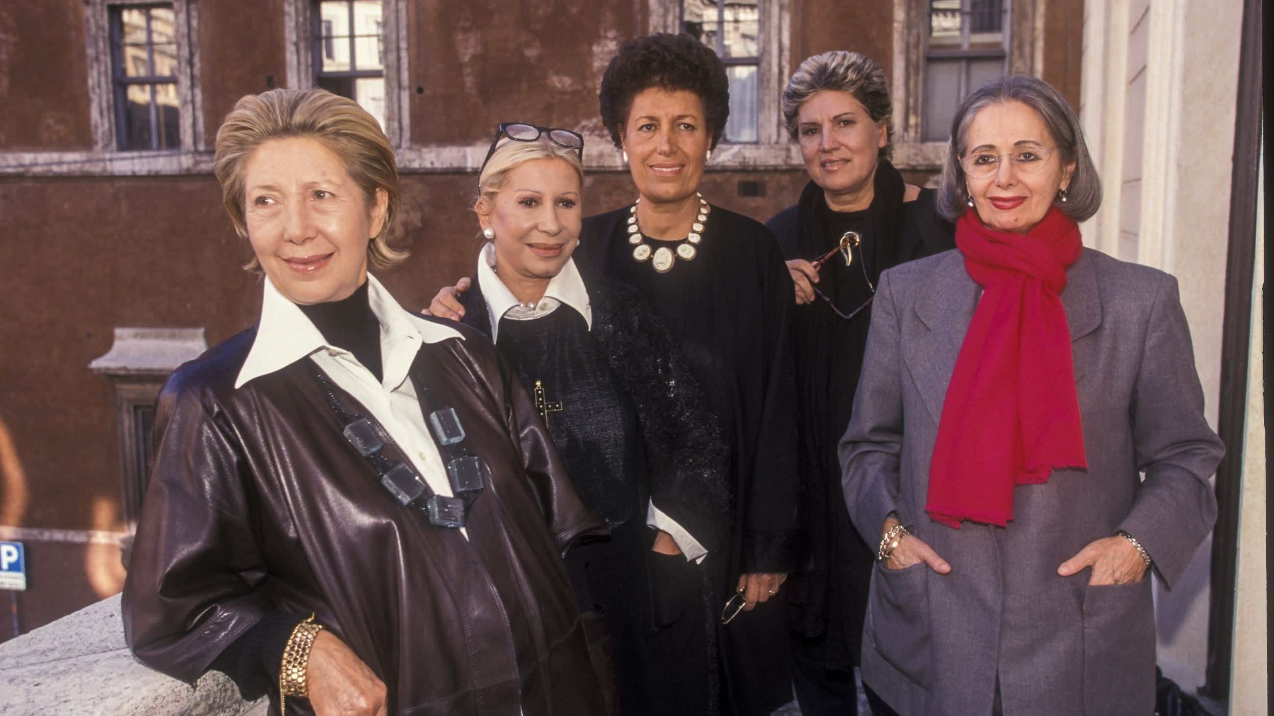 1999 Roma, le sorelle Fendi: da sinistra Franca, Anna, Carla, Alda e Paola - Credits Agf 