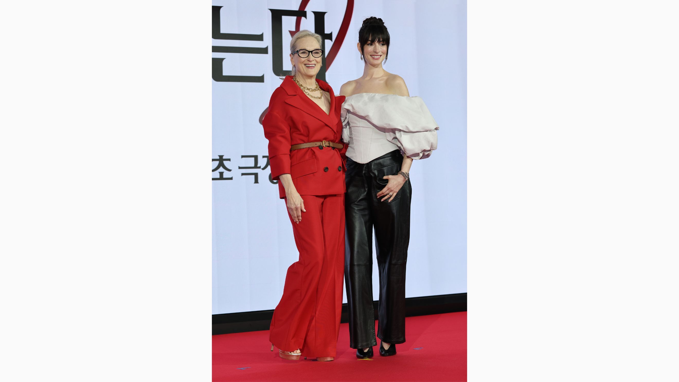 Meryl Streep e Anne Hathaway partecipano alla conferenza stampa per il film "Il diavolo veste Prada 2" al Four Seasons l'8 aprile 2026 a Seul, Corea del Sud - Credits Getty Images