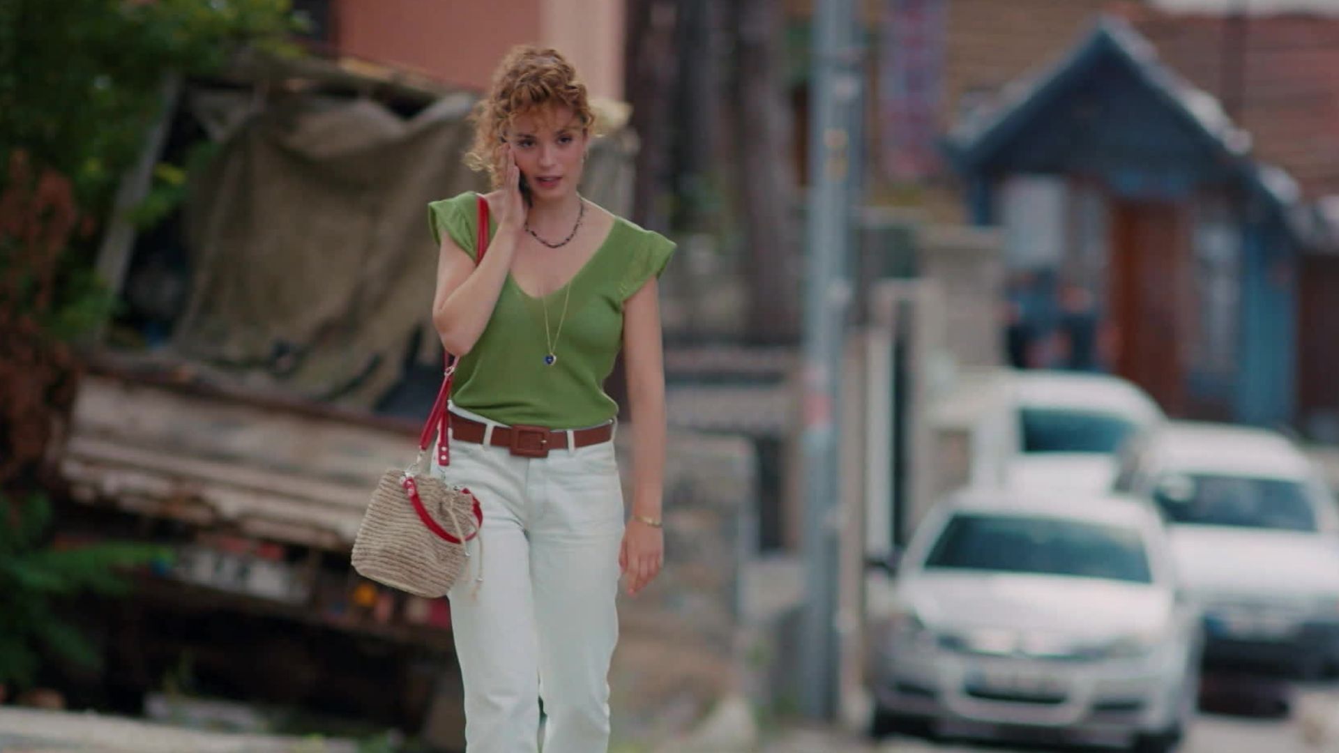 Asli Bekiroglu (Suna) in una scena di My Sweet Lie