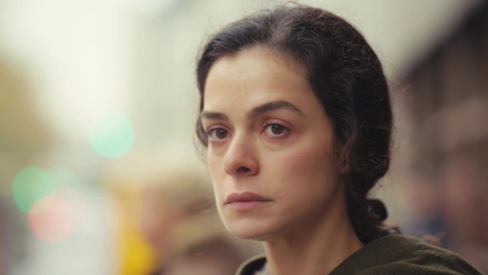 Bahar in una scena de La forza di una donna