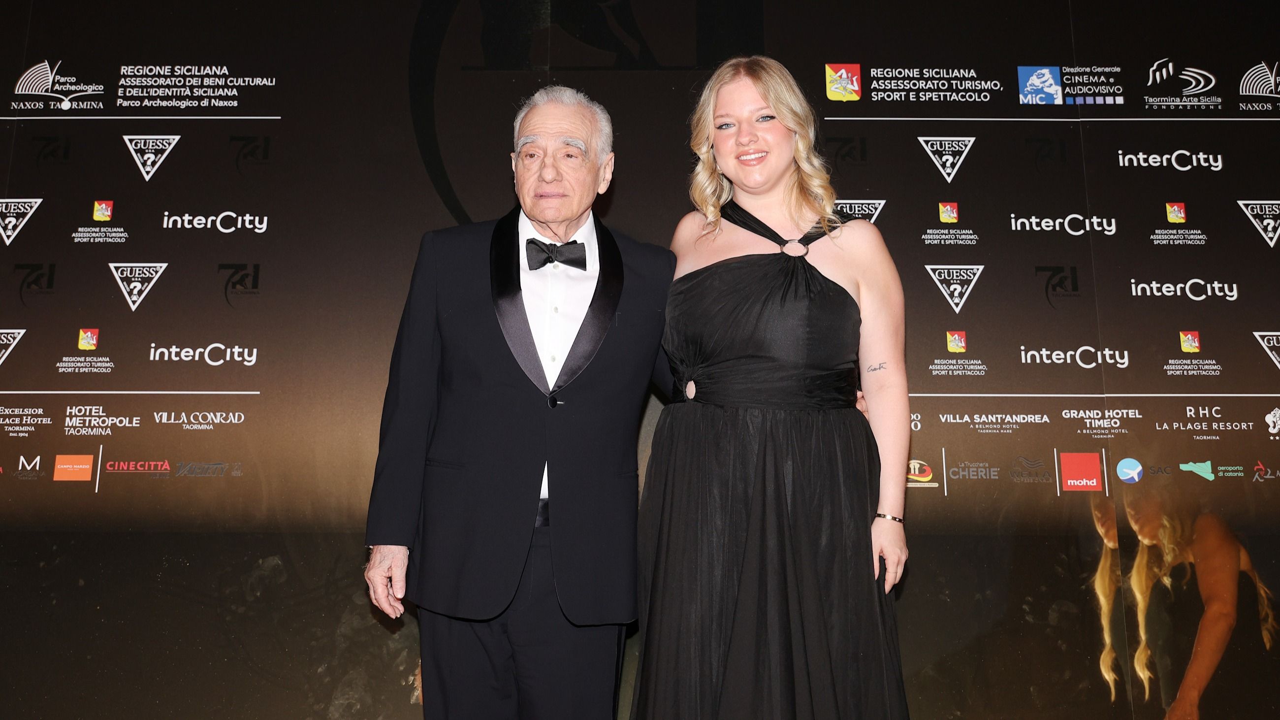 Il regista Martin Scorsese e la figlia Francesca sul tappeto rosso del Festival di Taormina
Credit: Getty Images 
