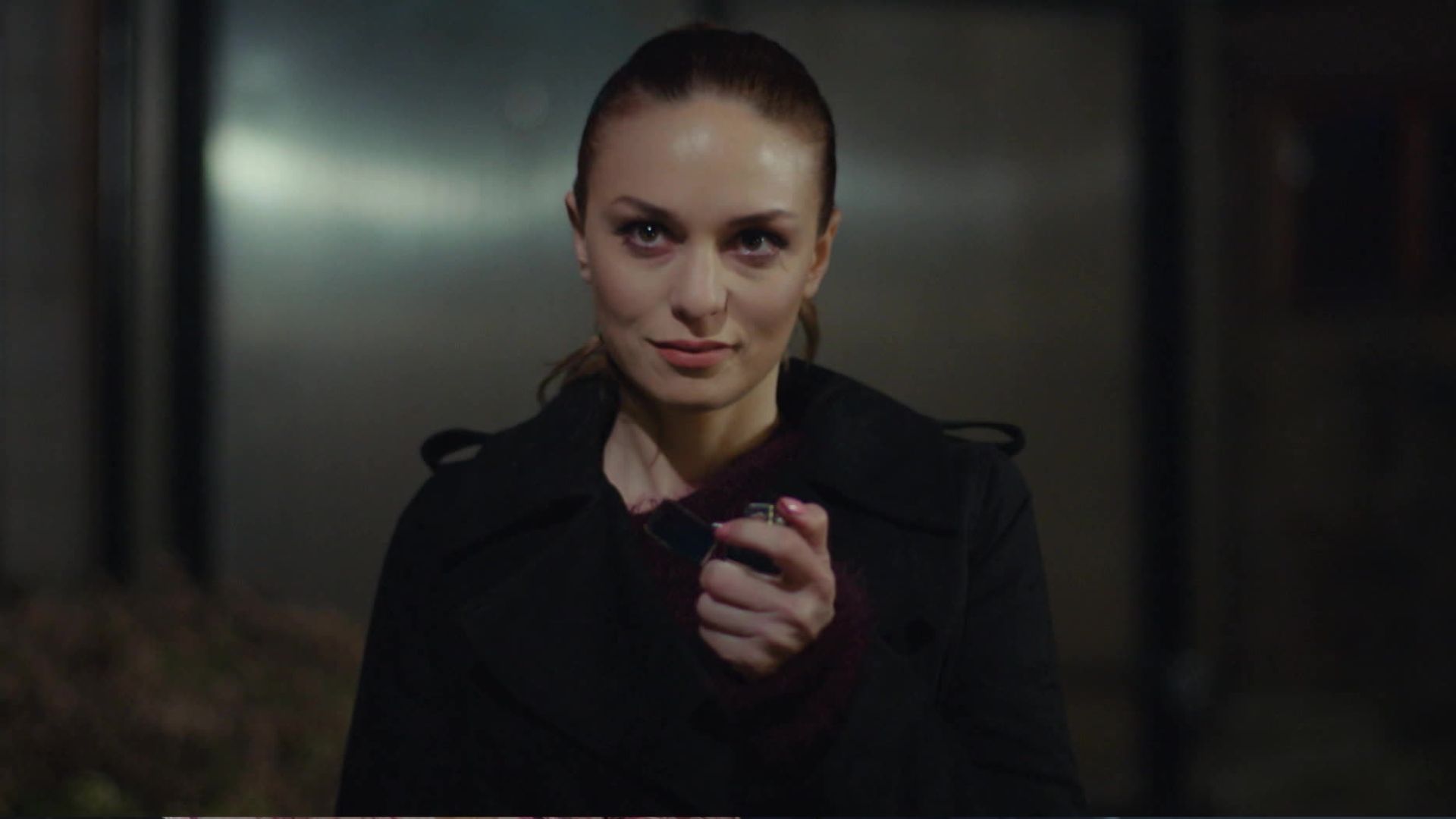Nilperi Sahinkaya (Cansu) in una scena di Forbidden Fruit 4