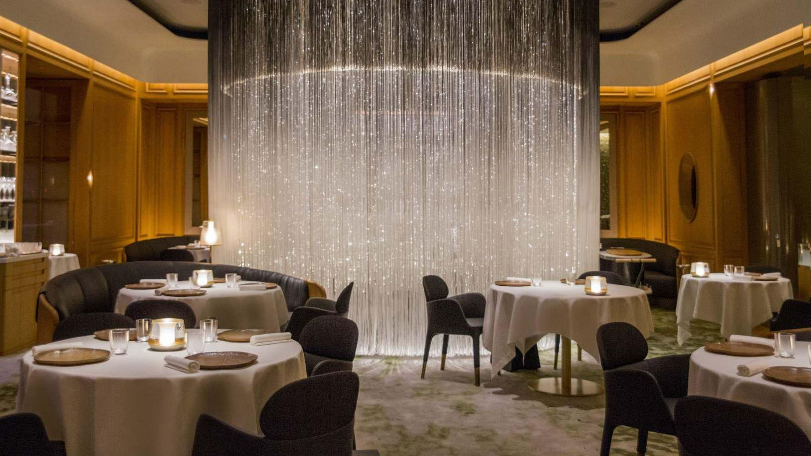 Table Lumière di Alain Ducasse at The Dorchester 