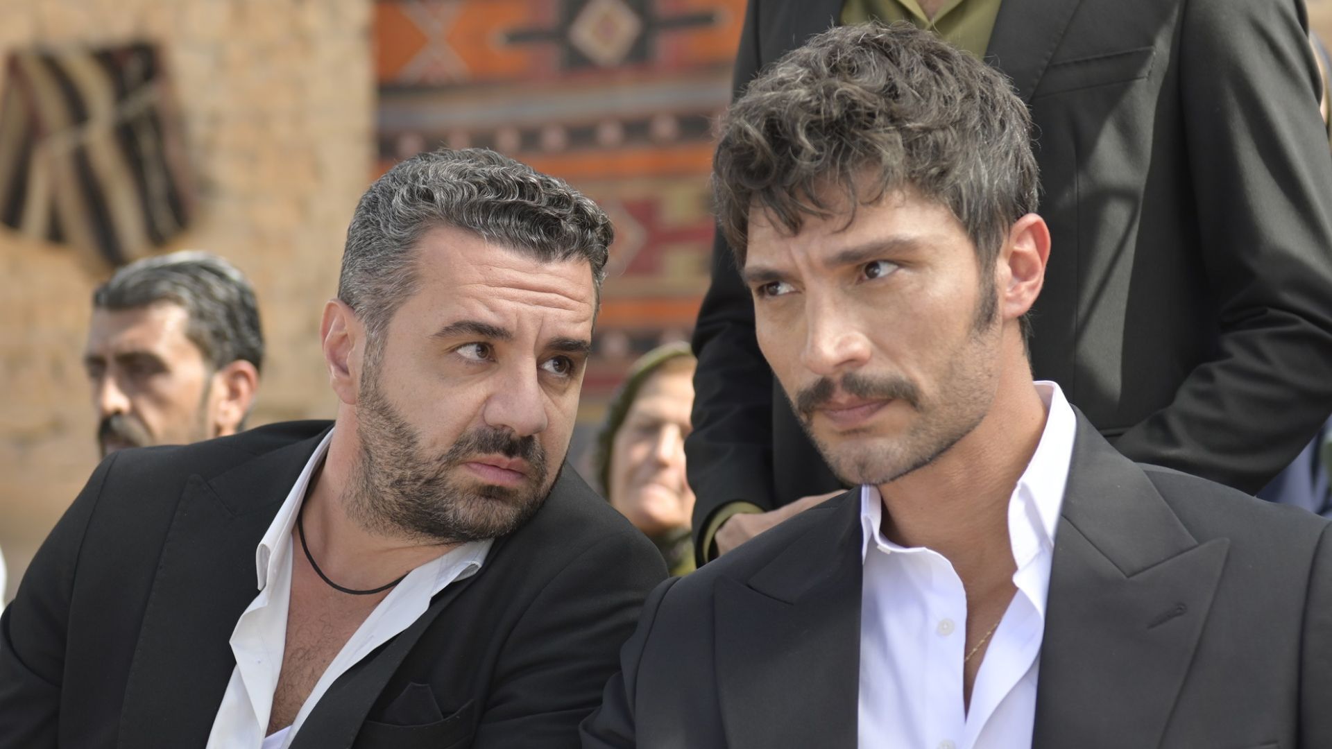 Onur Bilge (Akif) e Ilhan Sen (Serhat) in una scena de L'Erede