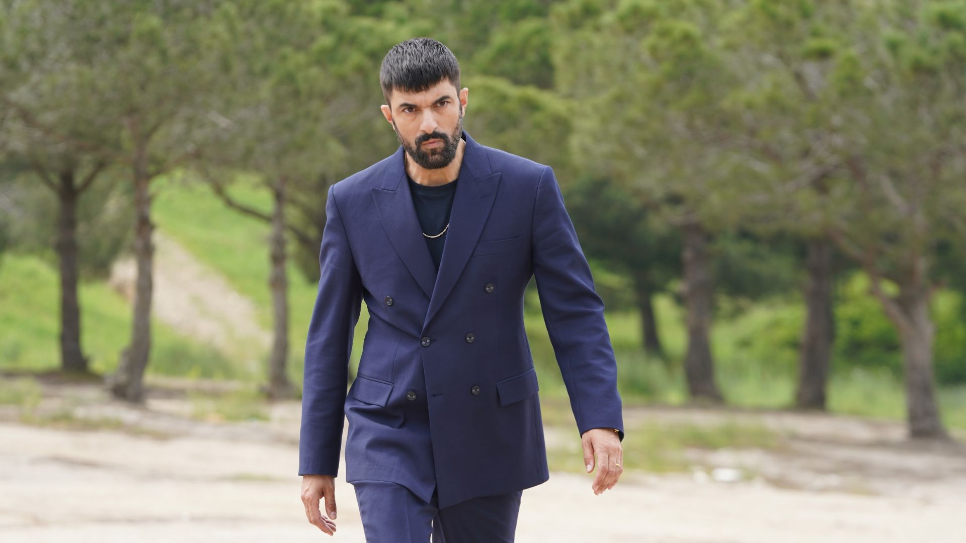 Tahir in una scena di Io sono Farah