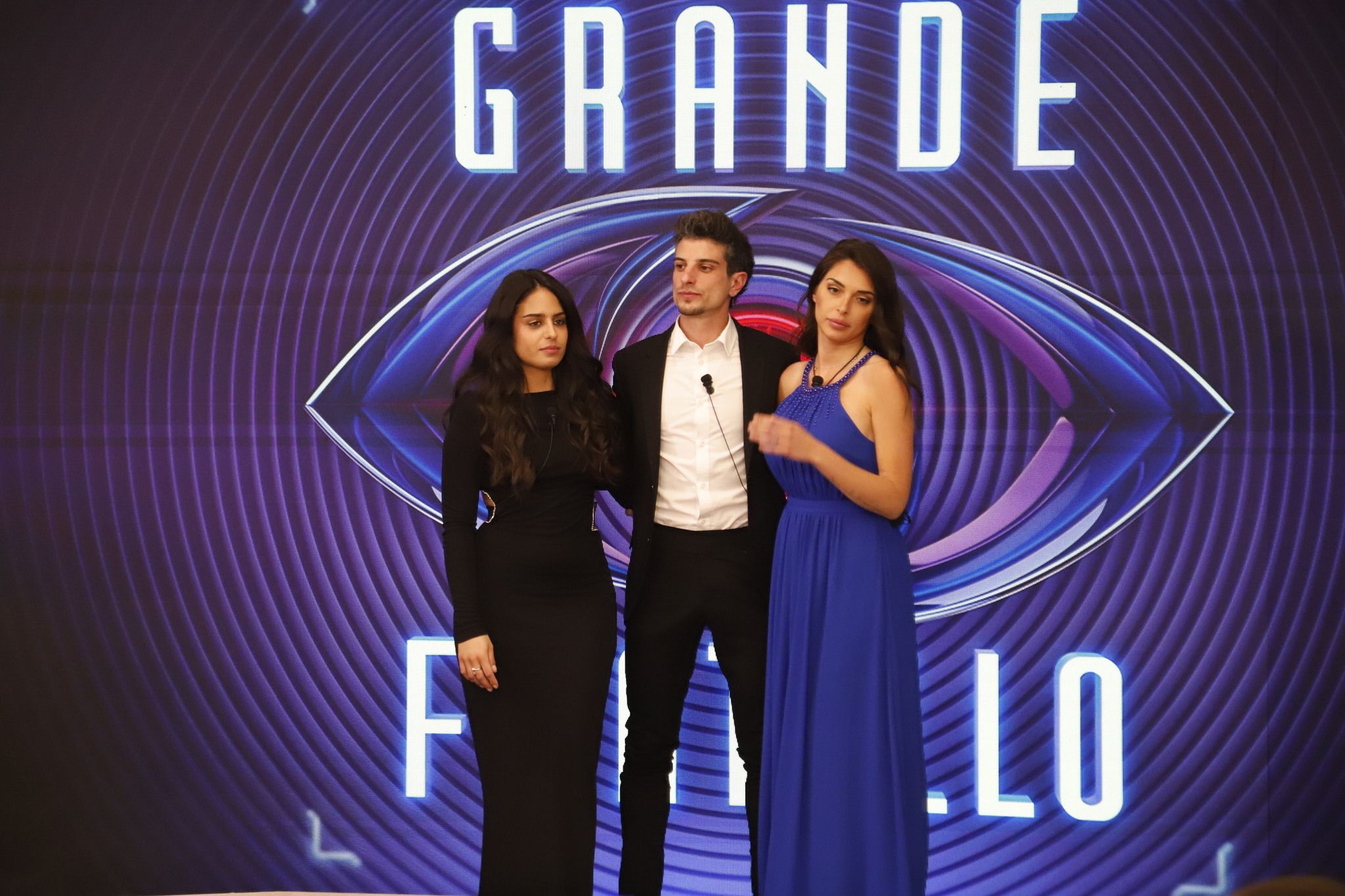 Giuseppe Garibaldi eliminato dal GF, il bacio a Beatrice Luzzi