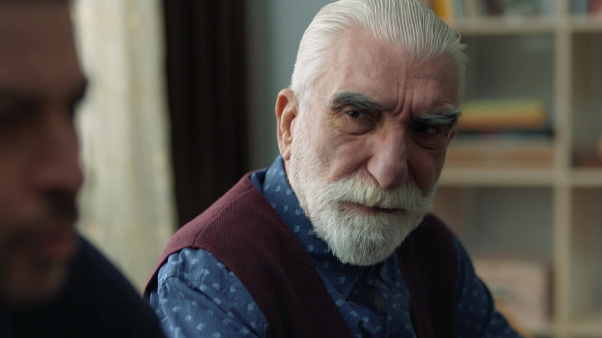 Mert in una scena di Segreti di famiglia 3