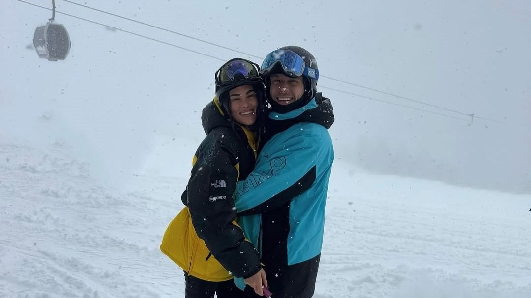 Francesca Sofia Novello e Valentino Rossi sulle piste da sci