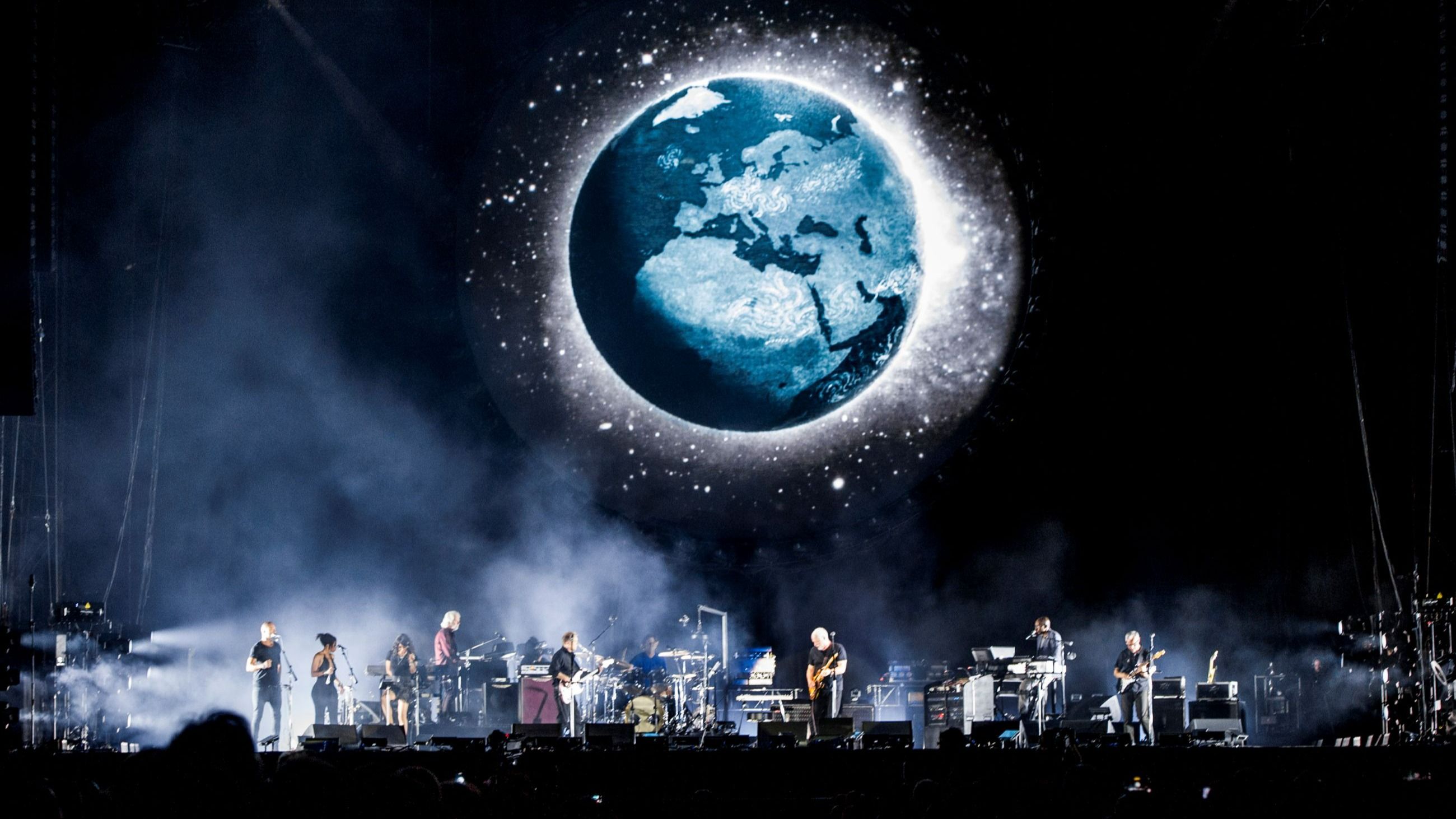 David Gilmore durante un suo live al Circo Massimo nel 2016 - Crediti: Getty Images