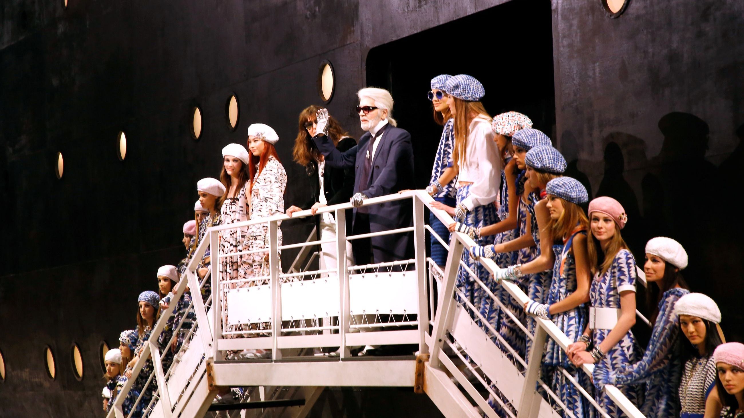 Karl Lagerfeld Chanel Cruise 2018/2019
Photo Credit: Getty Images