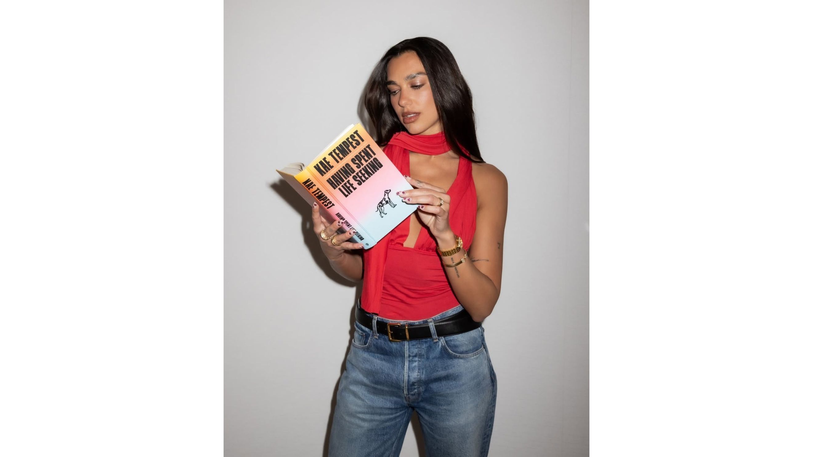 Immagine tratta dal profilo Instagram di Service95 BookClub