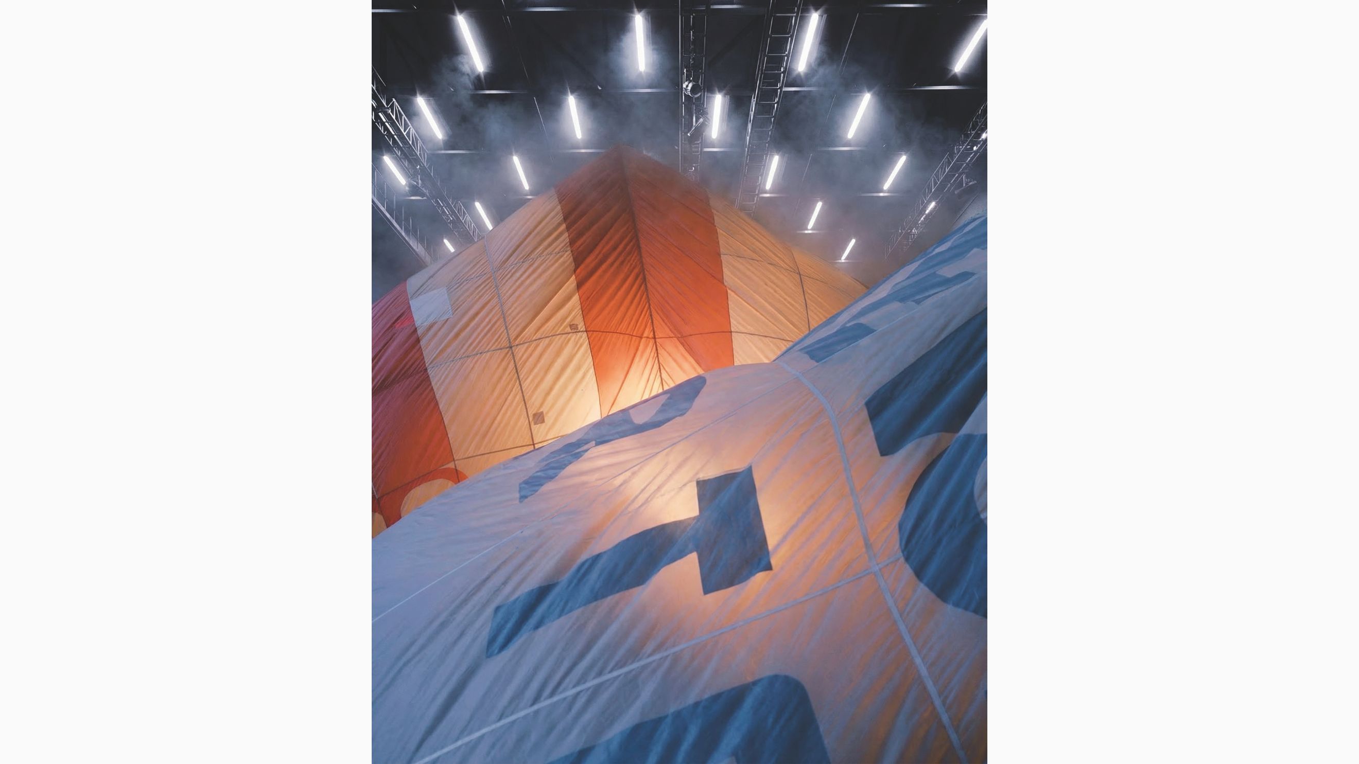 Keep Your Bubble di Lousy Auber, Superstudio Village - Courtesy Superstudio 