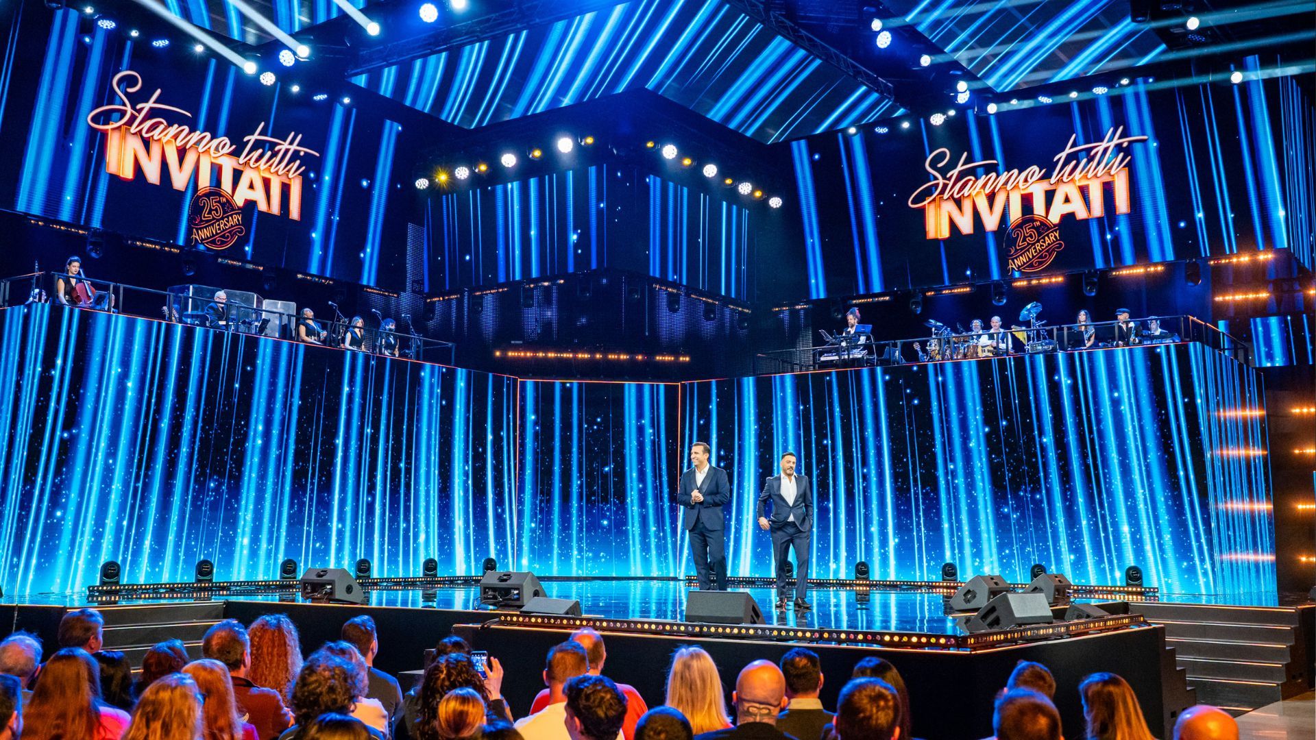 Pio e Amedeo durante una puntata di "Stanno tutti invitati"