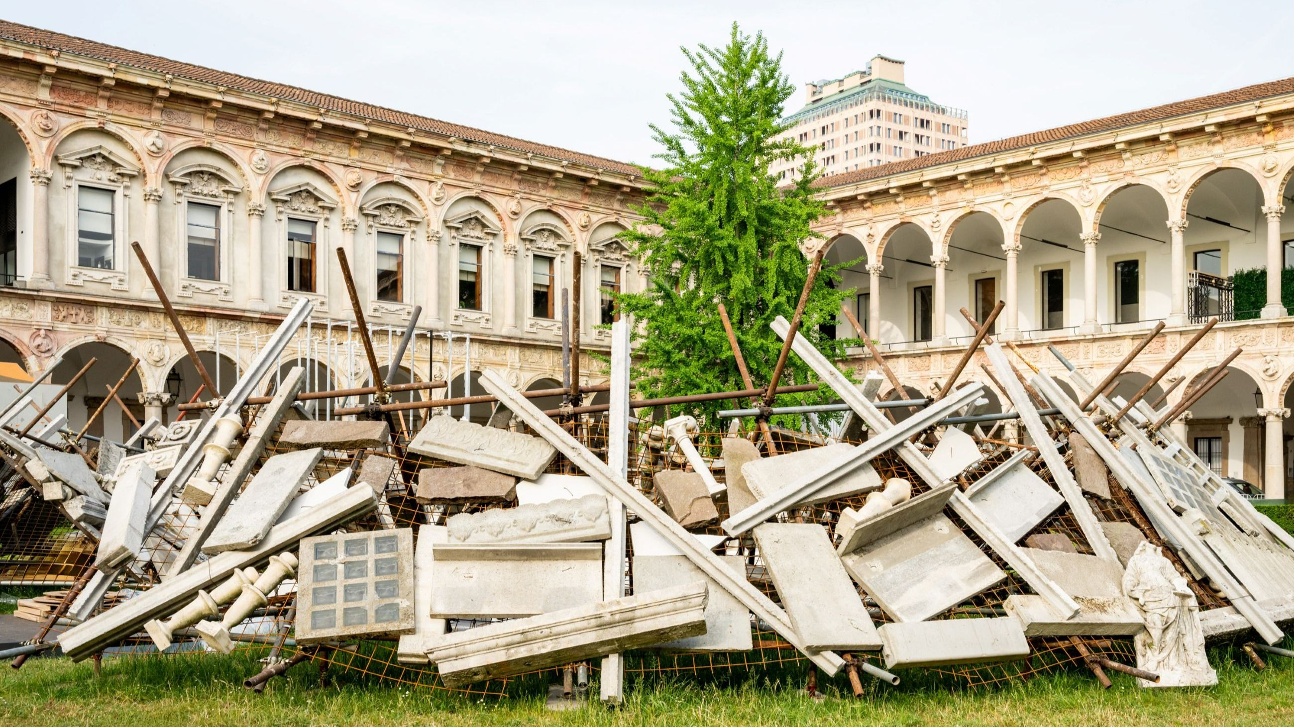 Università statale, Mater di Alessandro Scandurra - Courtesy Saverio Lombardi Vallauri