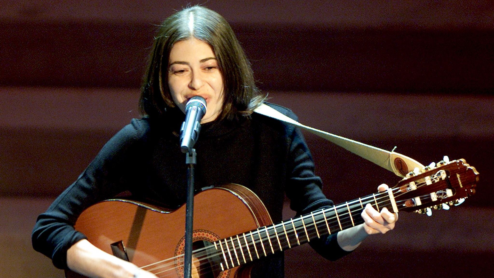 Gerardina Trovato a Sanremo nel 2000 (foto Ansa)
