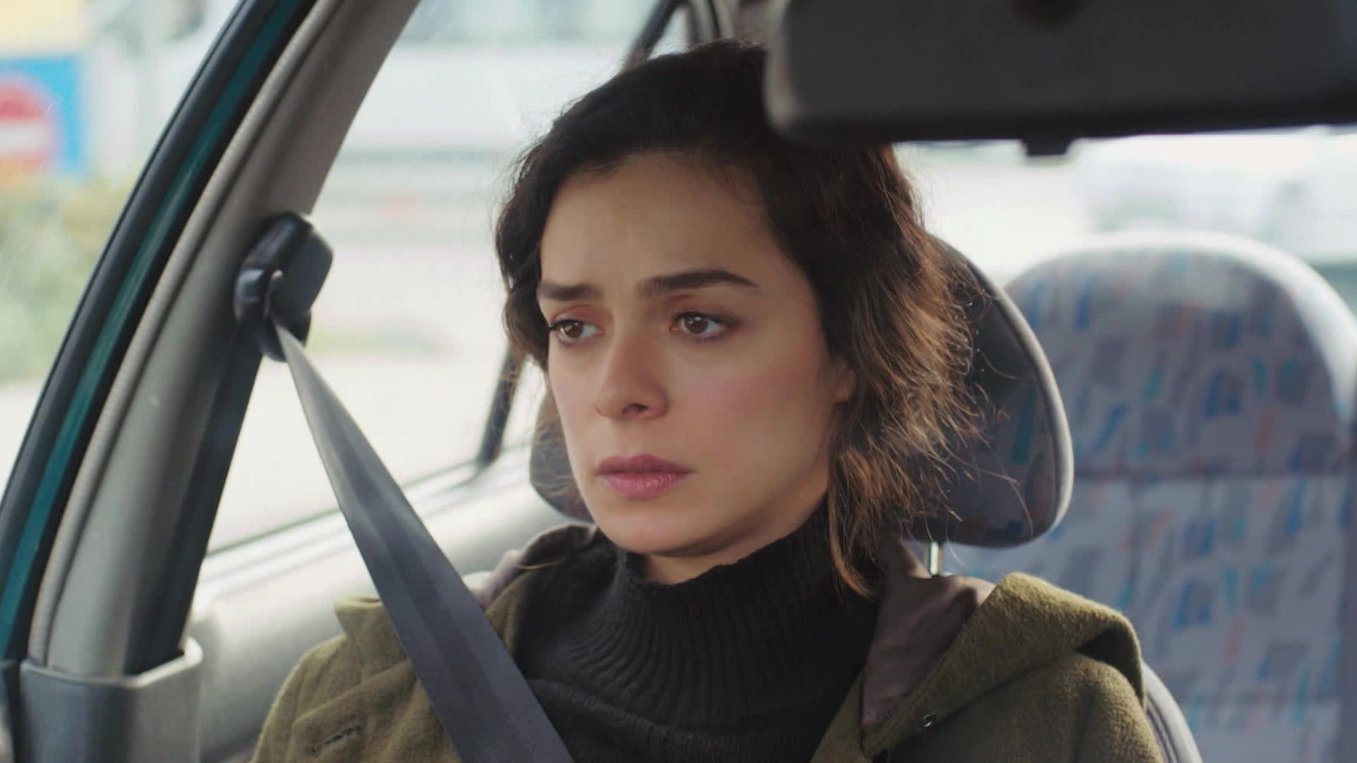 Bahar in una scena de La forza di una donna 2