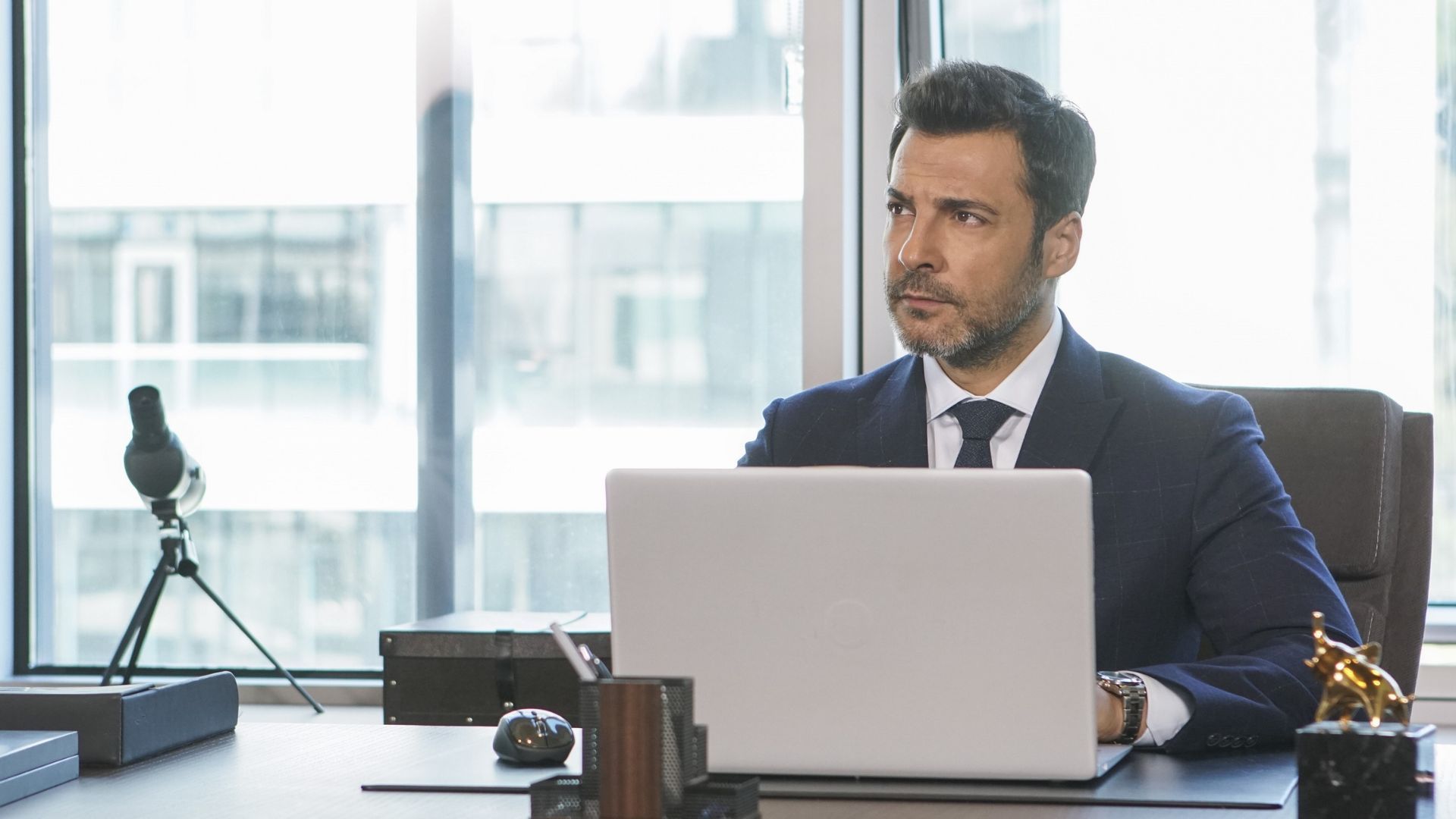 Caner in una scena di Forbidden Fruit 2