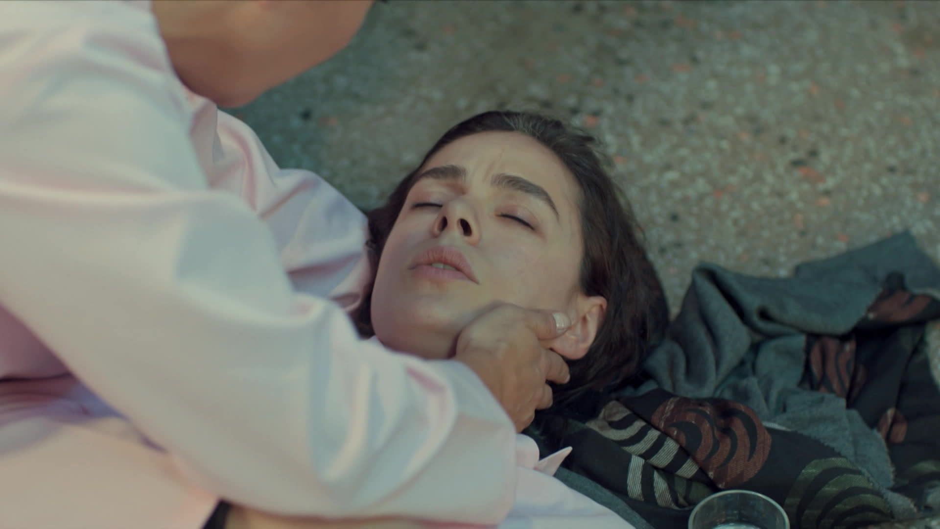 Bahar in una scena di La forza di una donna