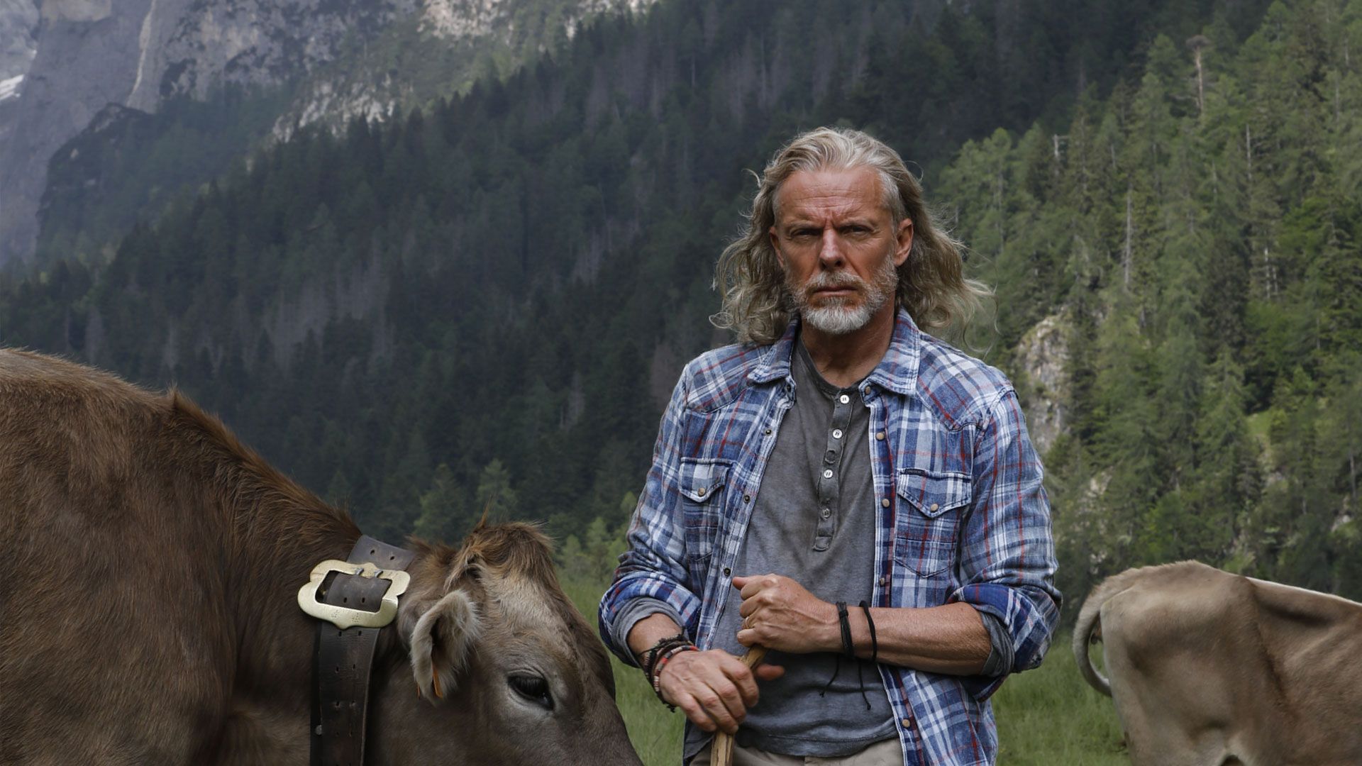 Kaspar Capparoni interpreta Raul Chiesa in una scena di Una nuova vita