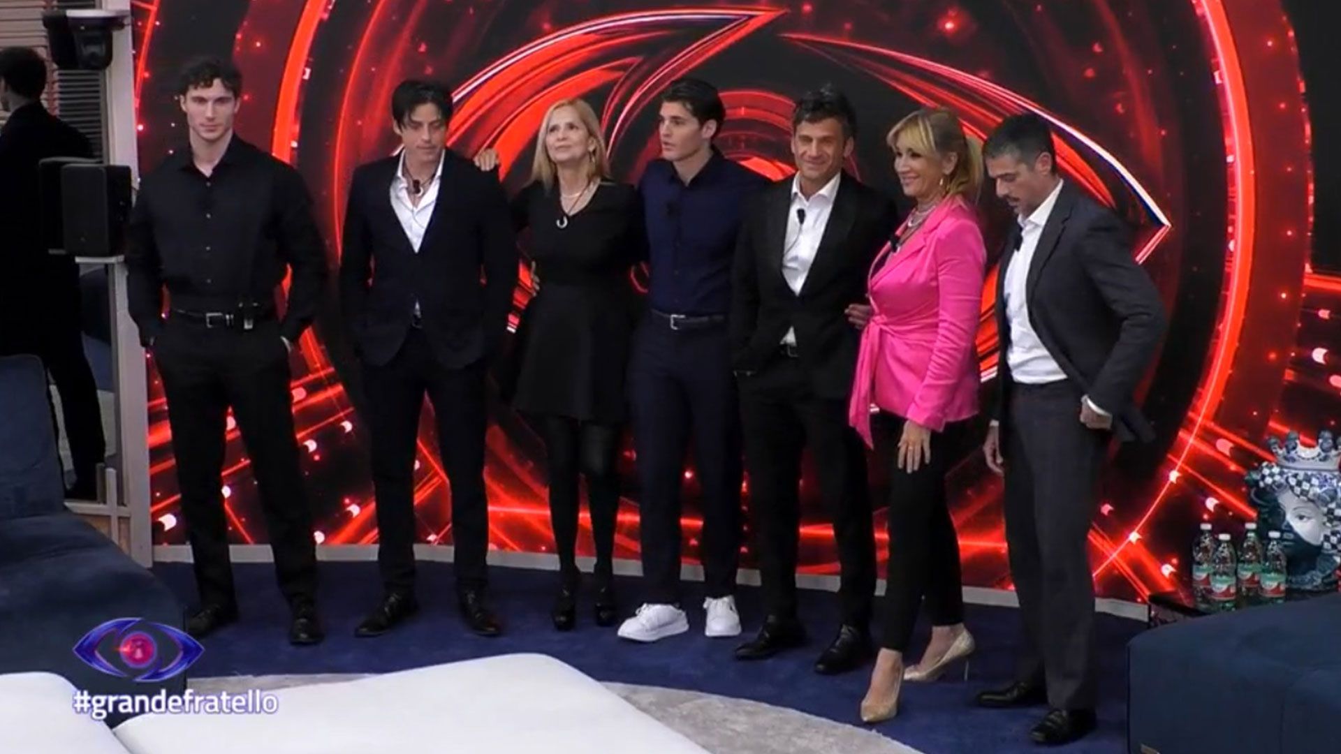 I concorrenti del Grande Fratello attendono il verdetto del televoto