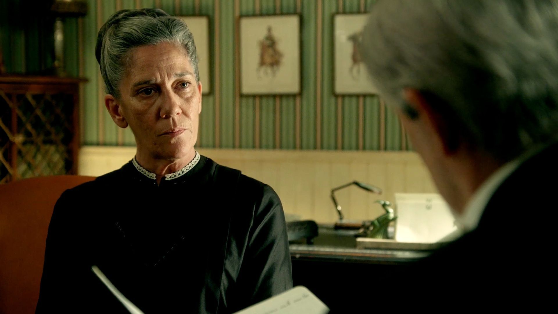 Marga Martinez (Petra) in una scena de La Promessa