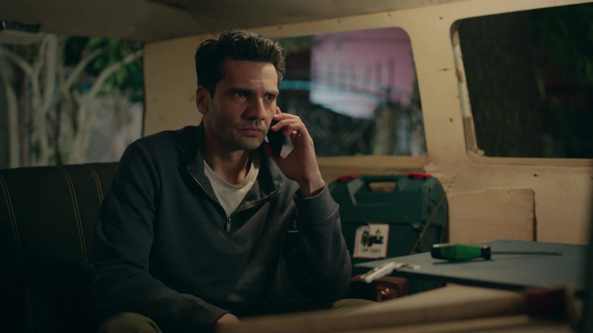 Ilgaz in una scena di Segreti di famiglia