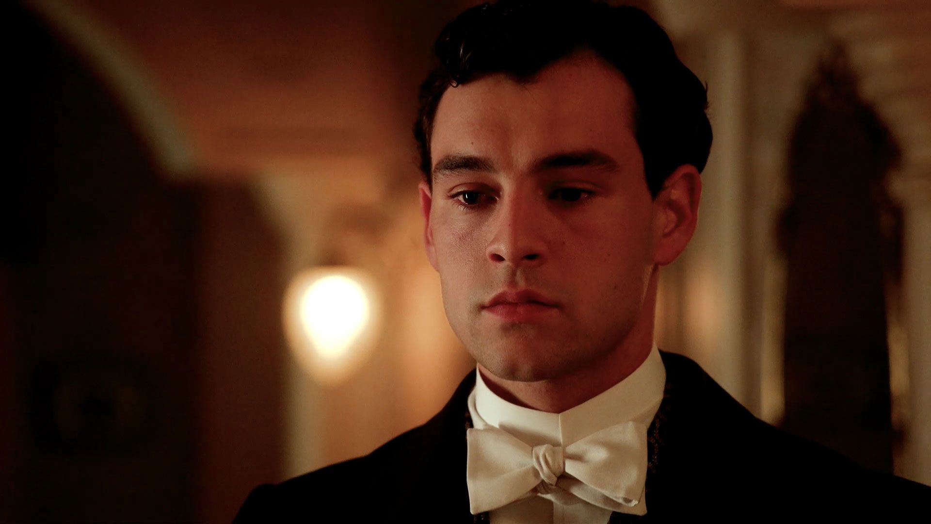 Xavi Lock (Curro De La Mata) in una scena de La promessa