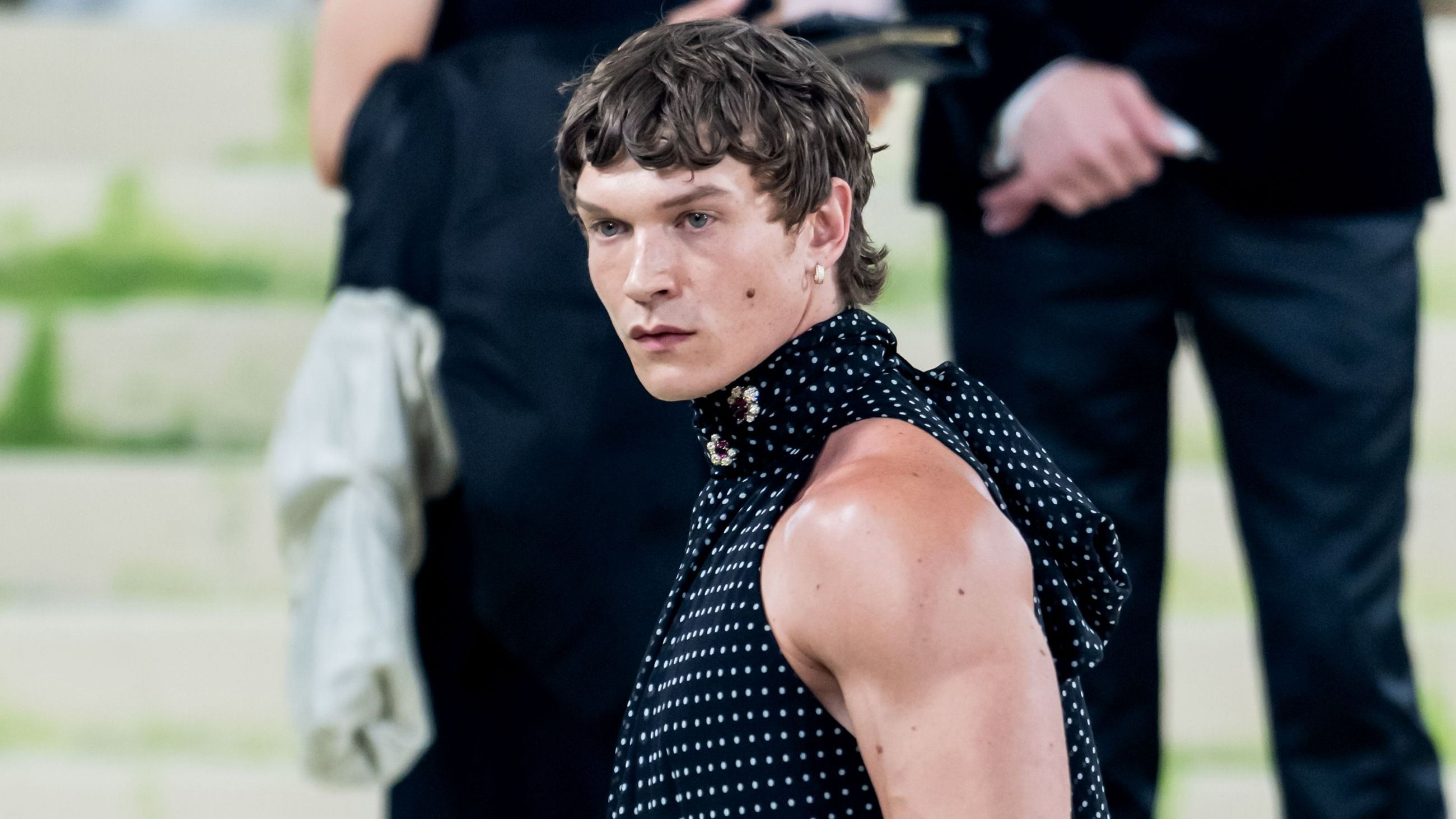 L’attore Connor Storrie partecipa al Met Gala 2026, dedicato al tema “Costume Art”, presso il Metropolitan Museum of Art il 4 maggio 2026 a New York City - Credits: Getty Images