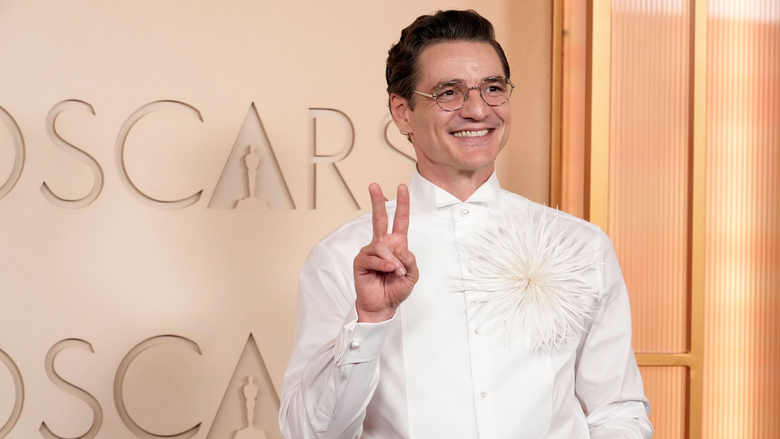 Pedro Pascal partecipa alla 98ª edizione degli Oscar - Credits Getty Images