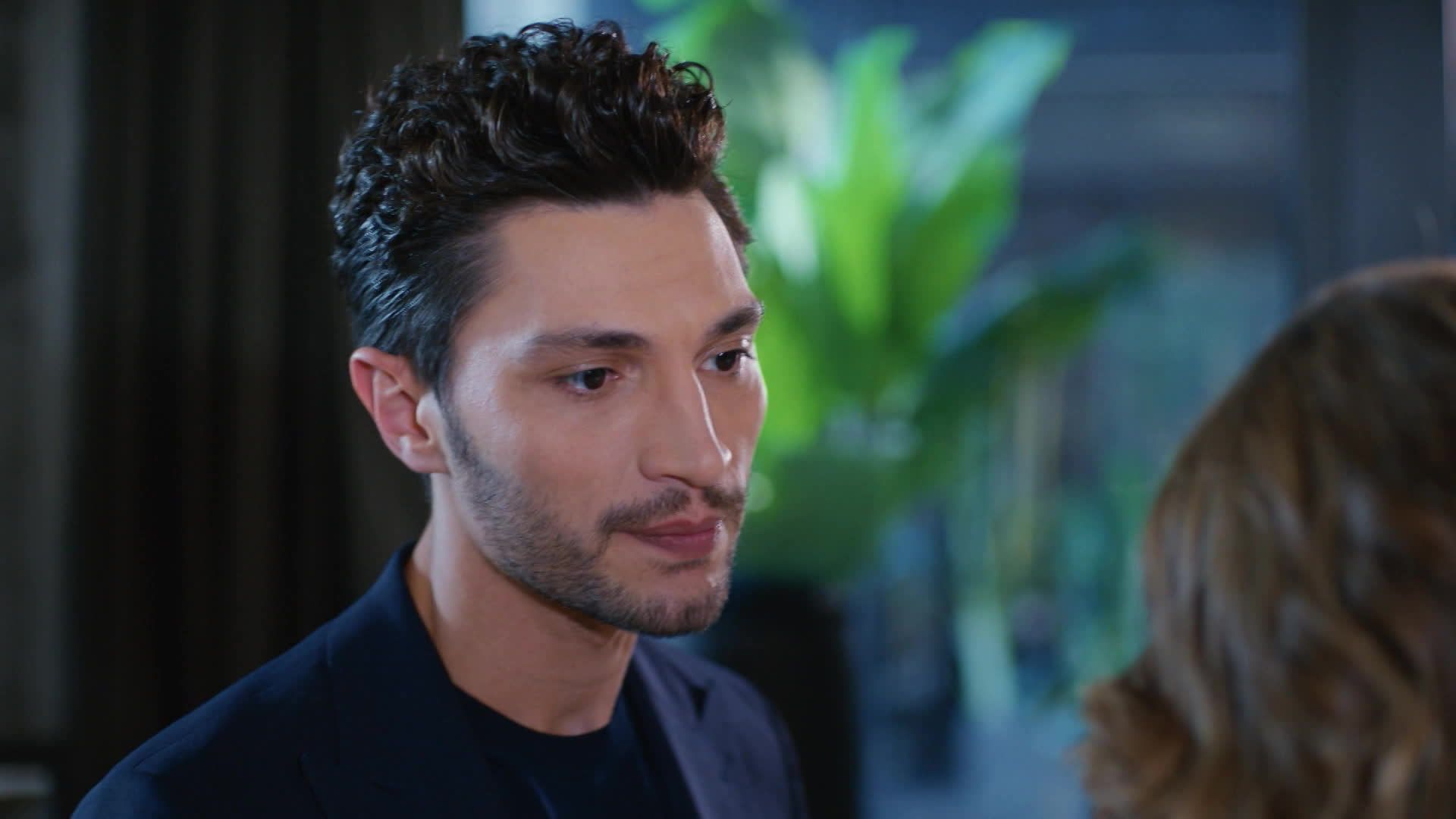 Una scena di Love, Reason, Get even