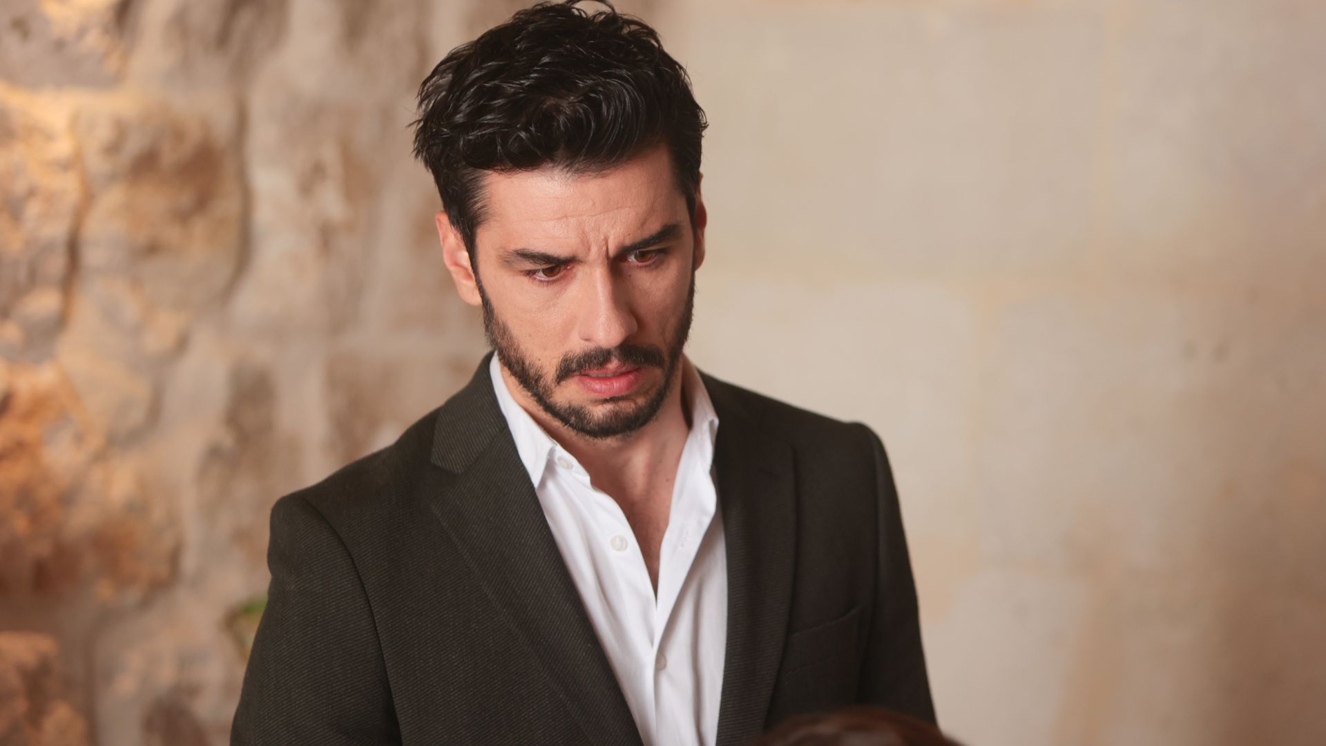 Nuh in una scena de La notte nel cuore