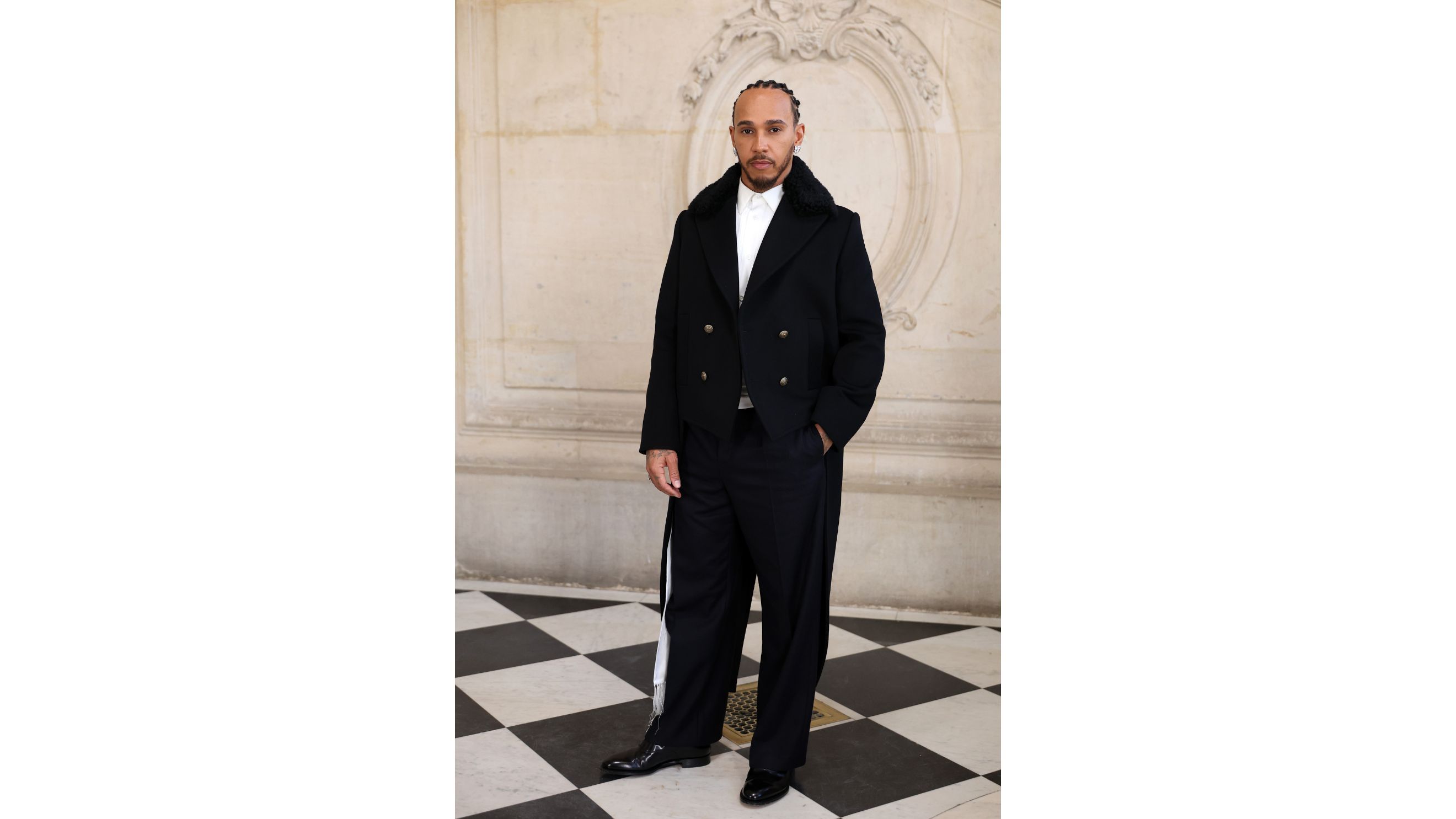 Lewis Hamilton alla sfilata Dior Homme Menswear Autunno/Inverno 2026-2027 - Credits Getty Images