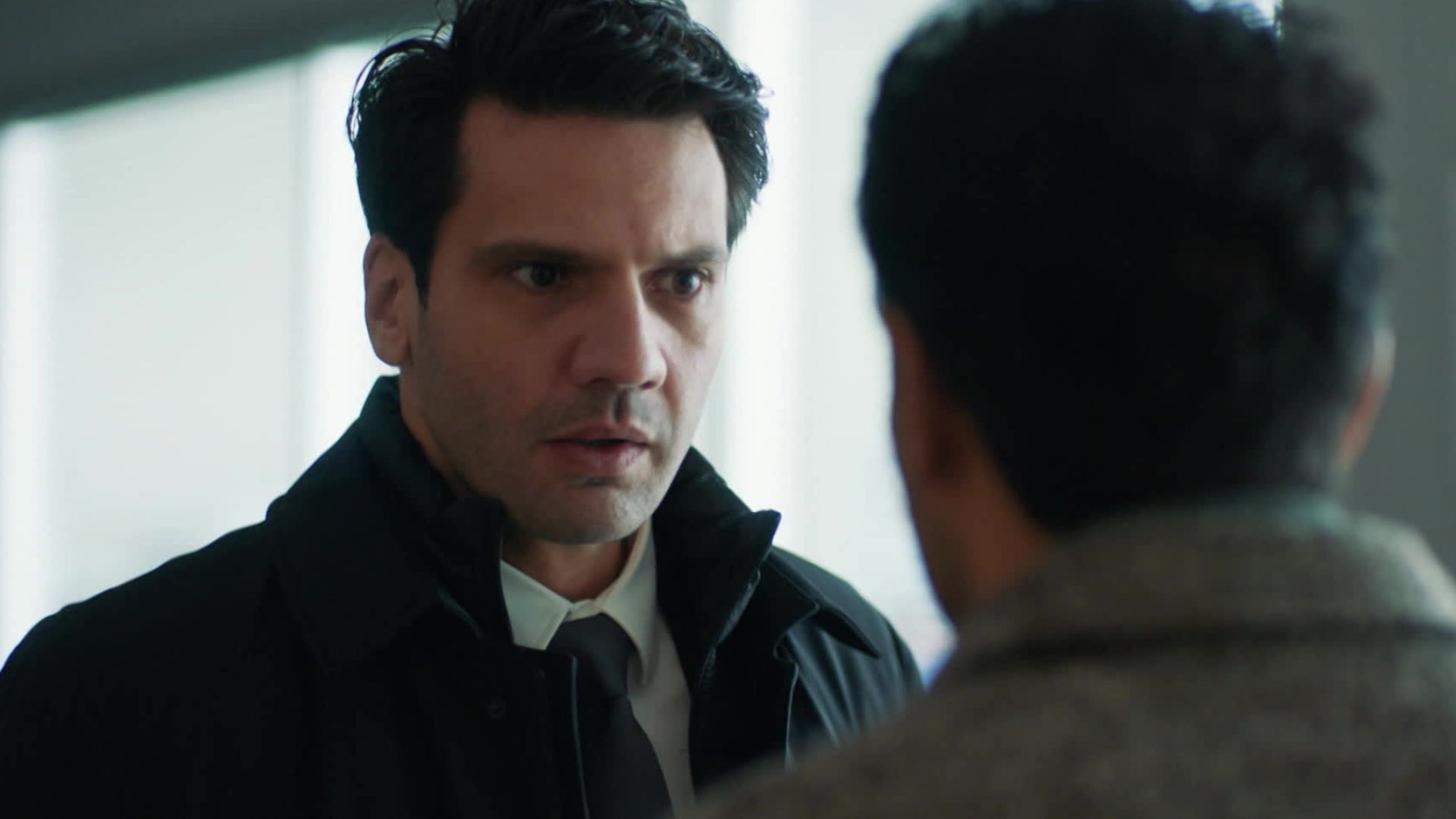 Ilgaz in una scena di Segreti di famiglia 3