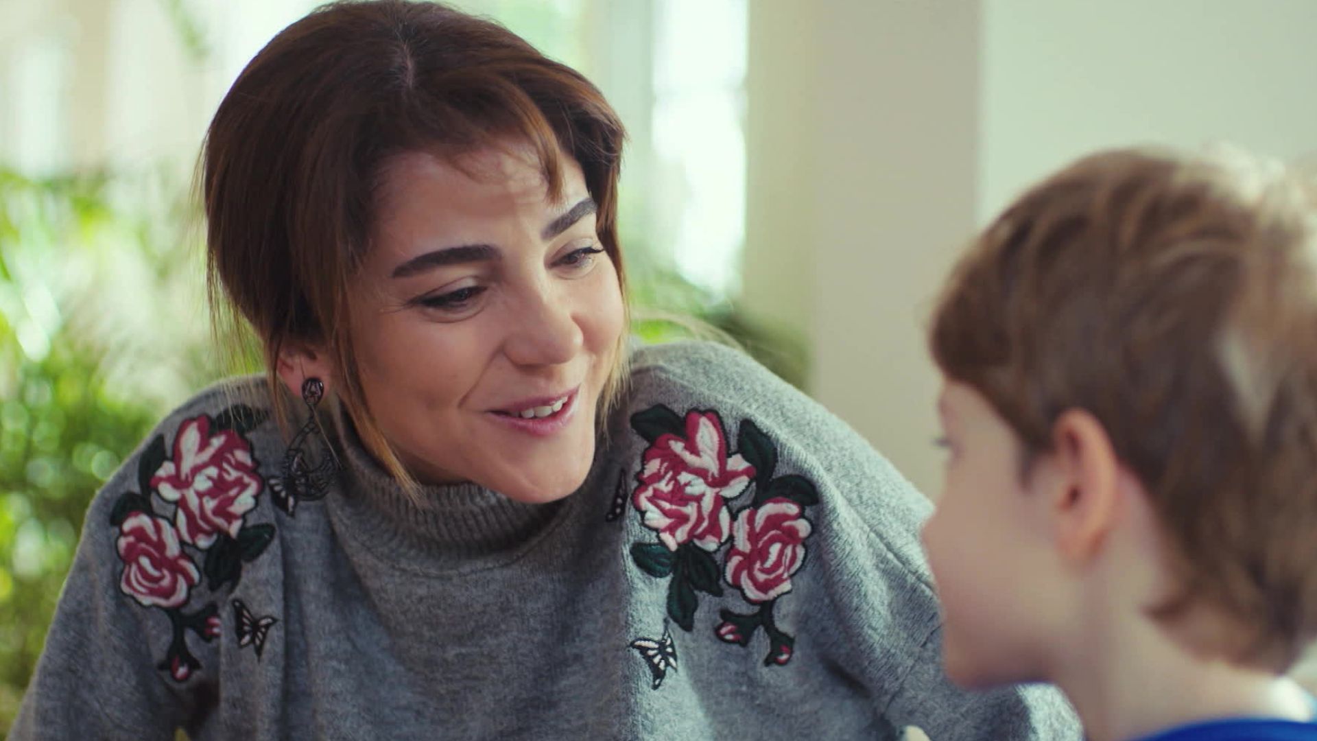 Ceyda in una scena de La forza di una donna